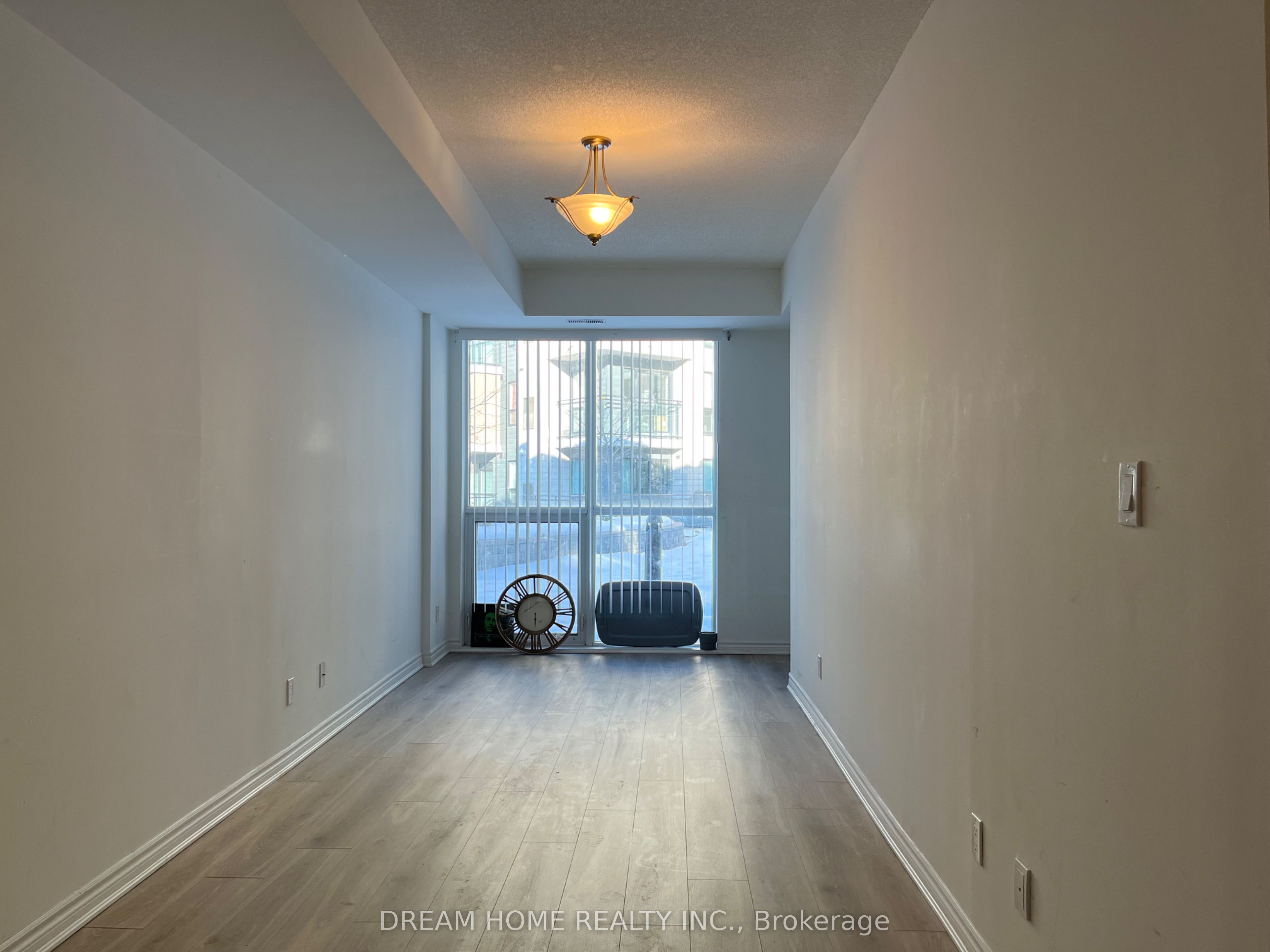 1 Falaise Road 7C, Toronto, ON M1E 0C5 photo 2