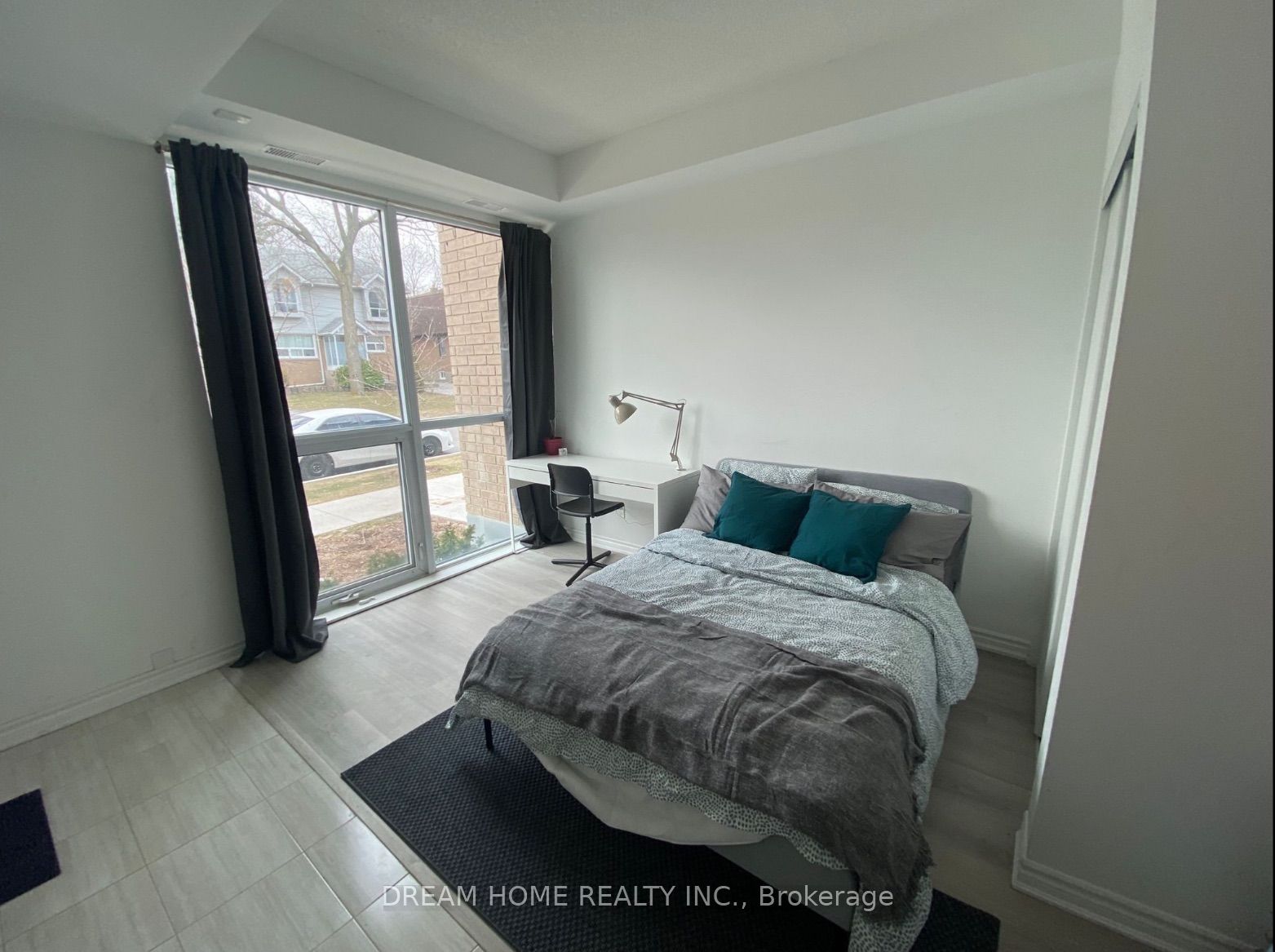 1 Falaise Road 7C, Toronto, ON M1E 0C5 photo 3