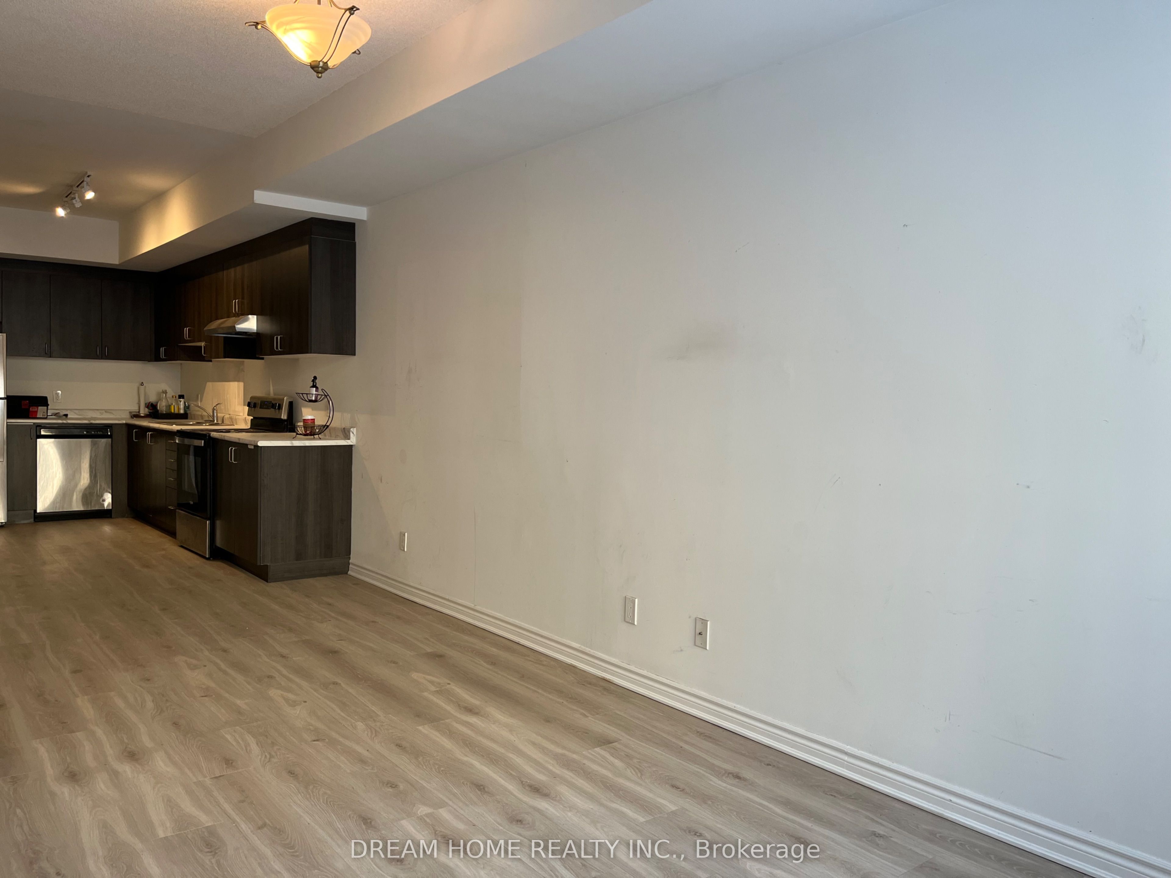 1 Falaise Road 7C, Toronto, ON M1E 0C5 photo 4