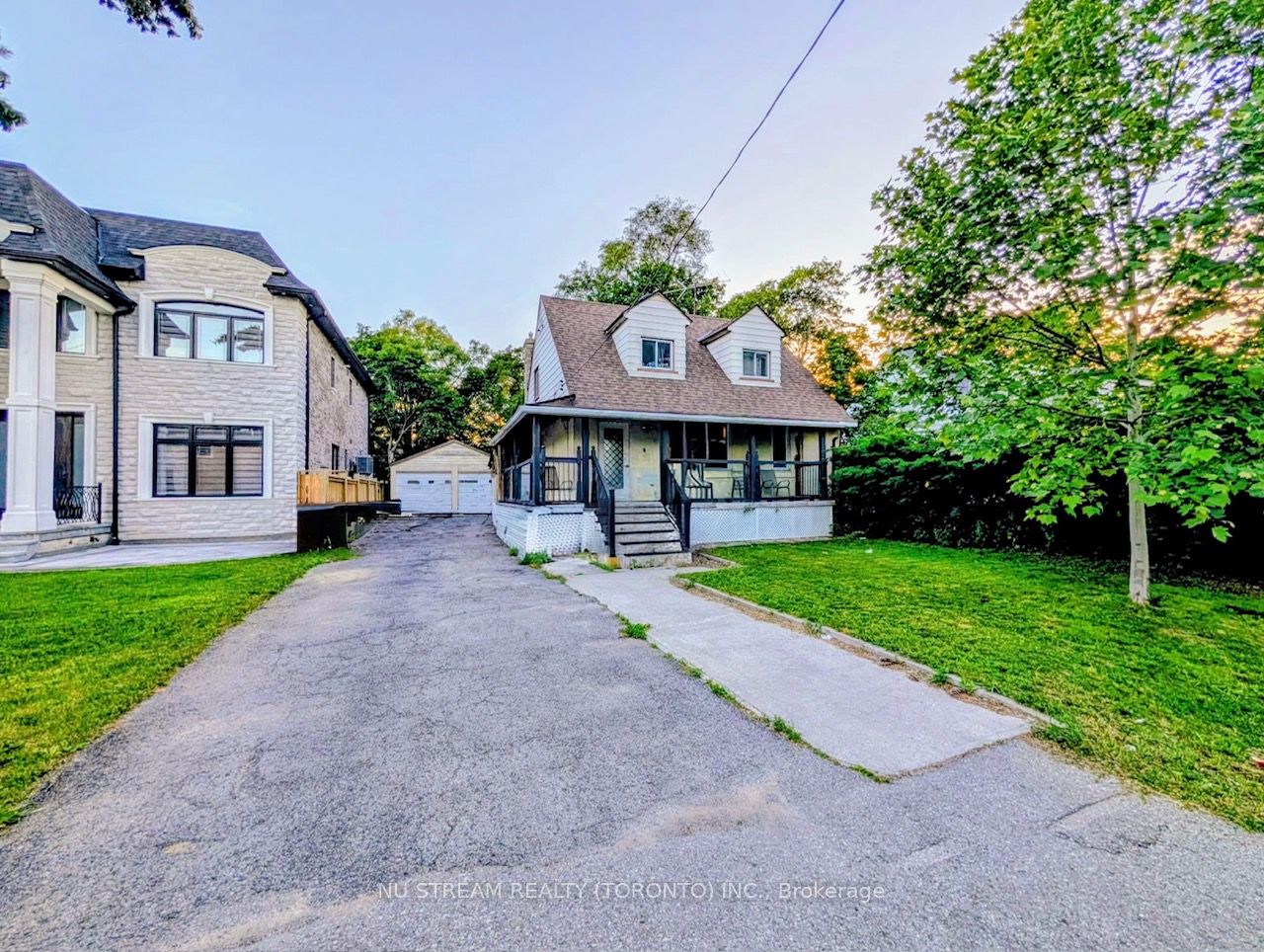 34 Fairwood Crescent, Toronto, ON M1E 3T3