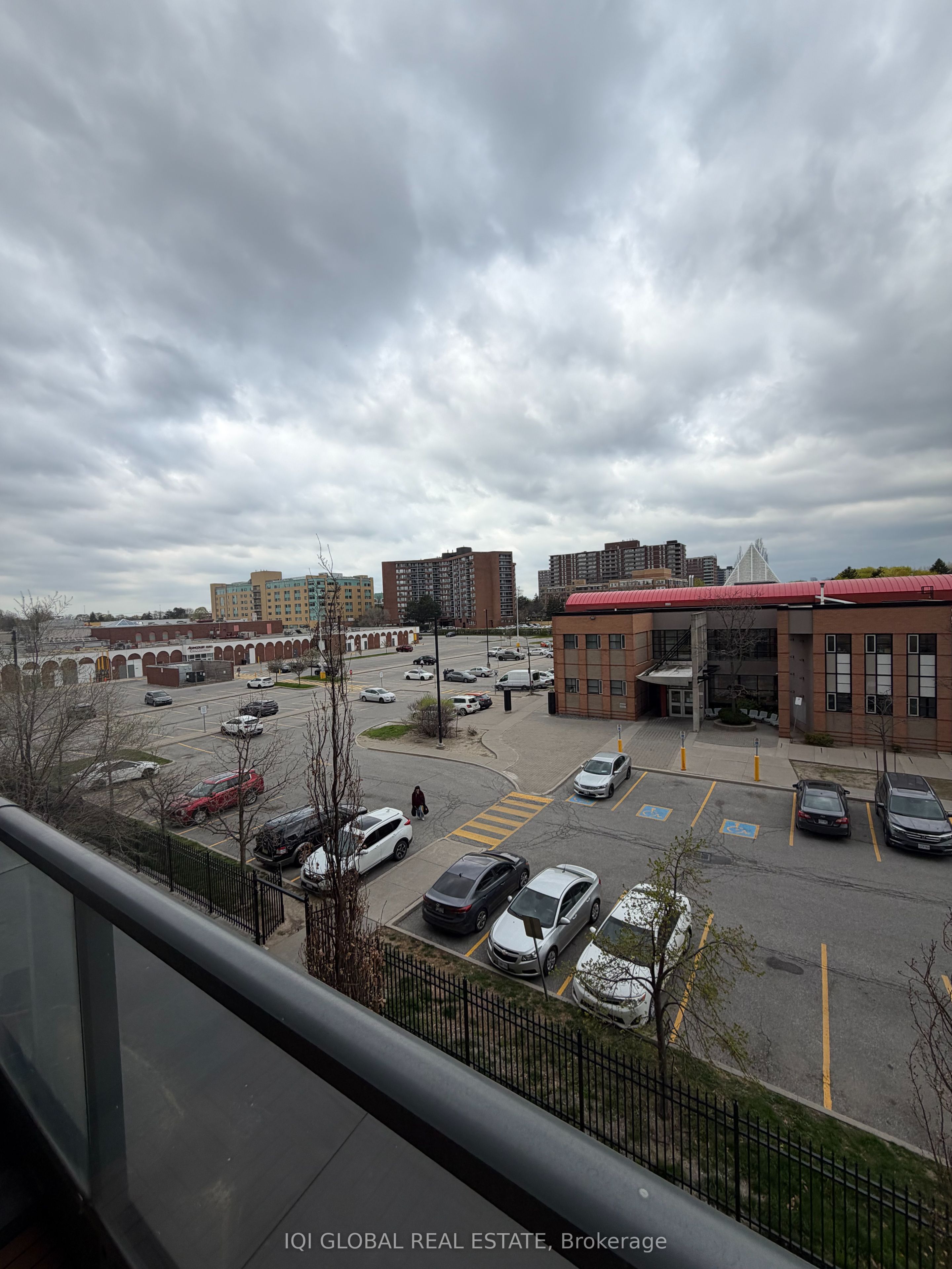 185 Bonis Avenue 310, Toronto, ON M1T 0A4 photo 2