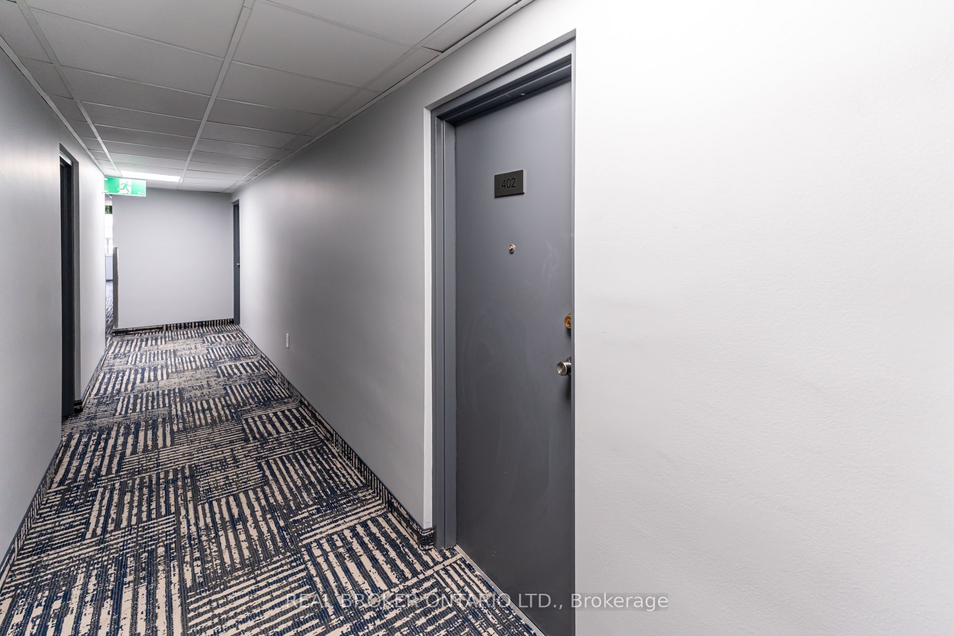 4060 Lawrence Avenue E 402, Toronto, ON M1E 4V4 photo 4