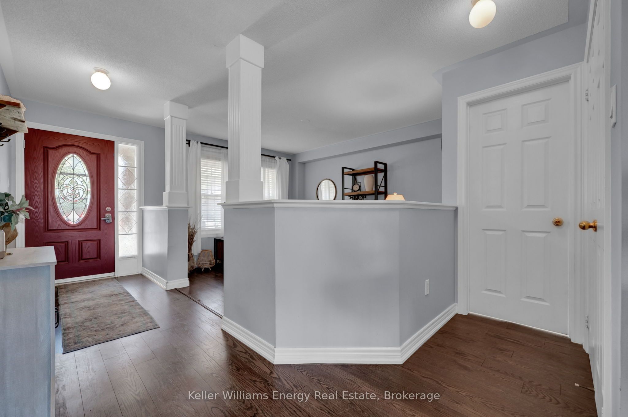 1502 Clearbrook Drive, Oshawa, ON L1K 2S3 photo 3