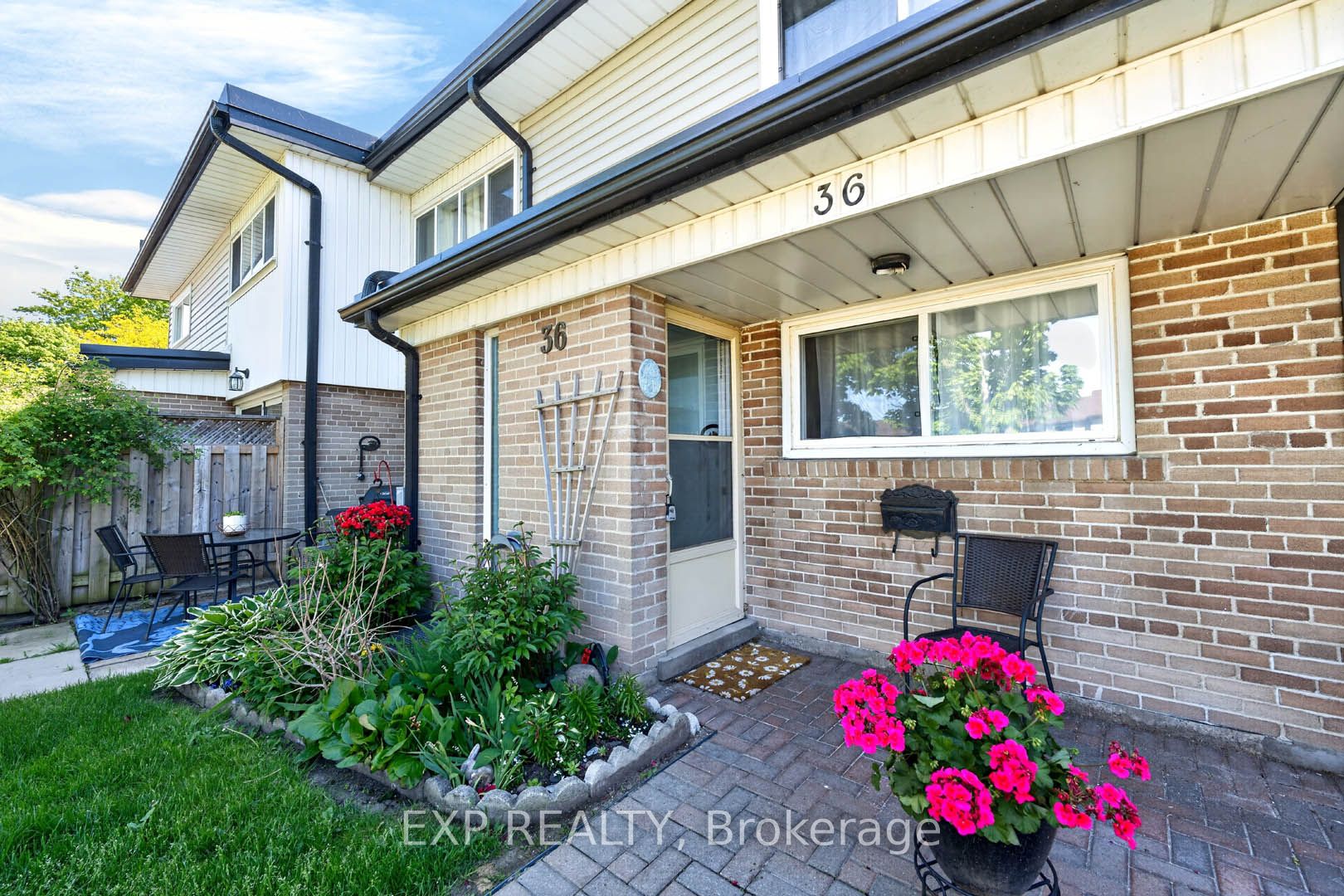 925 Bayly Street 36, Pickering, ON L1W 1L4 photo 5