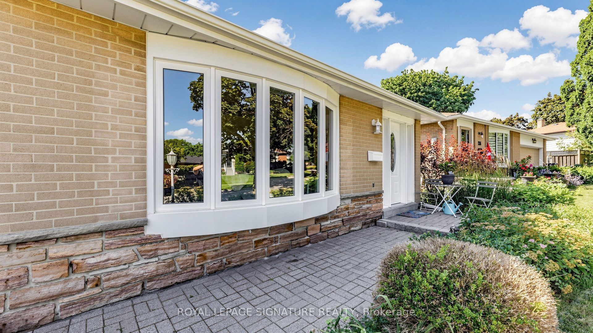 134 Oakmeadow Boulevard, Toronto, ON M1E 4H1 photo 2