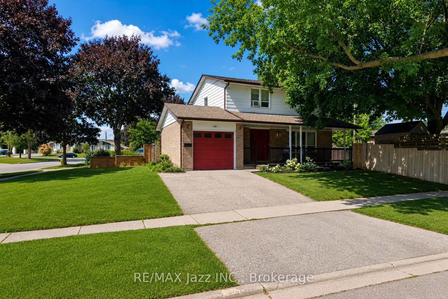 822 Modlin Road, Pickering, ON L1W 1V5