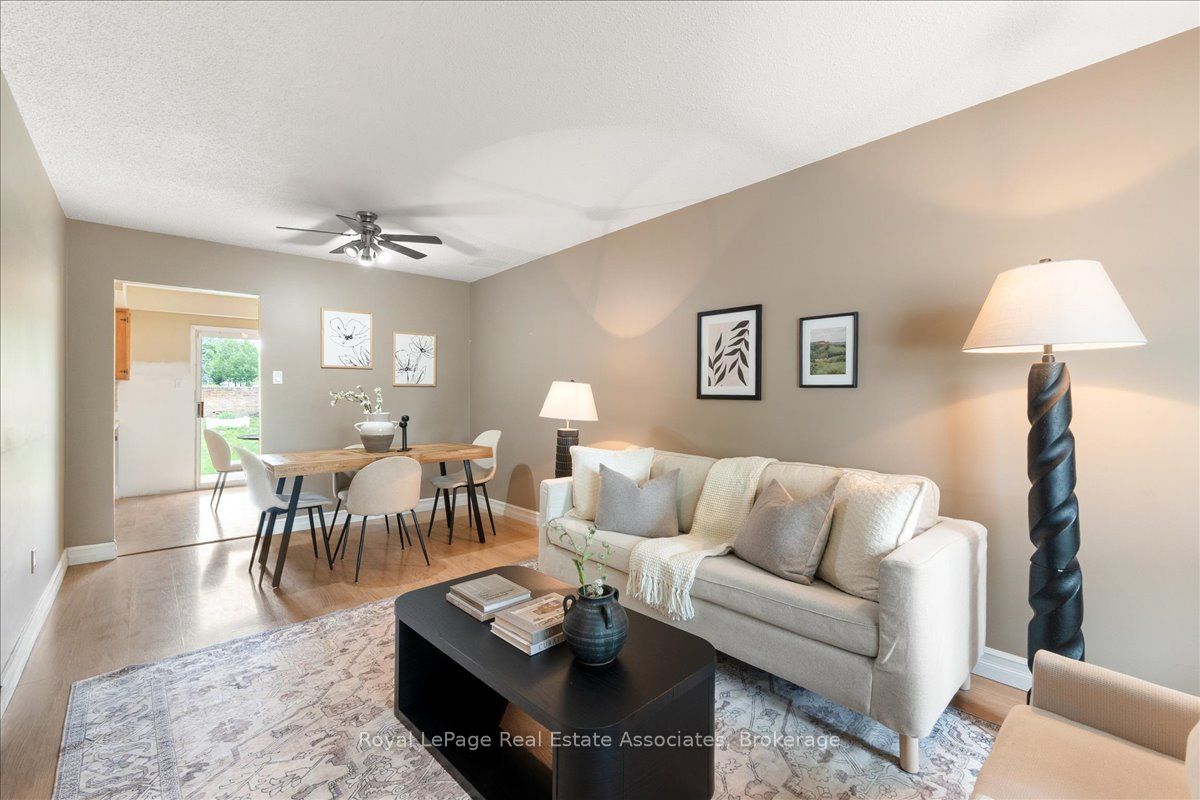 19 Harrison Court, Whitby, ON L1N 6E2 photo 5