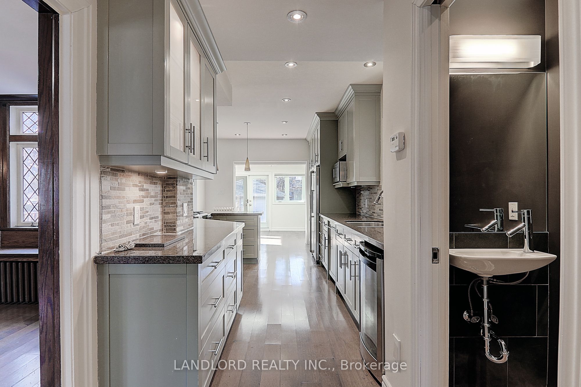 138 Fallingbrook Road, Toronto, ON M1N 2T6 photo 2