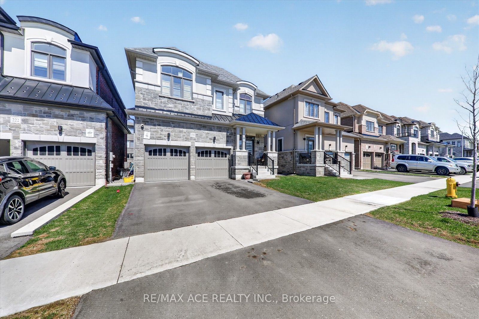 218 Flood Avenue, Clarington, ON L1B 0W6 photo 4