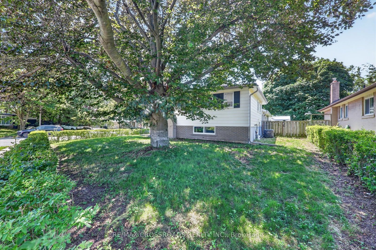 10 Gillbank Crescent S, Toronto, ON M1E 4H9 photo 4