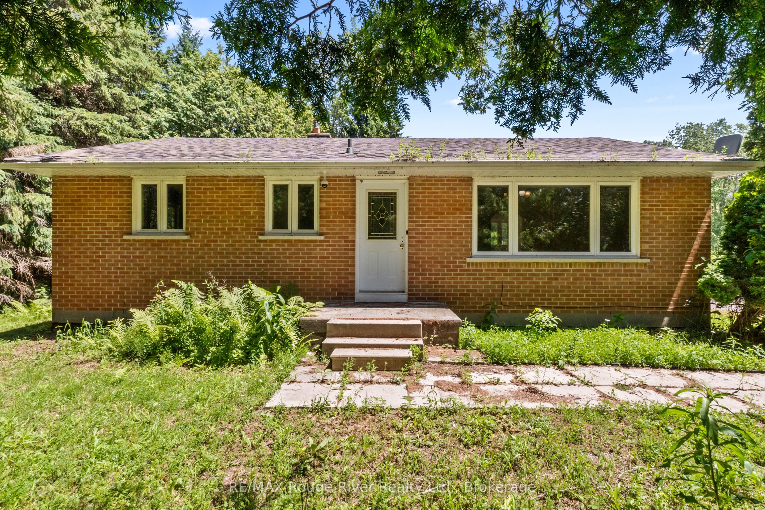3403 Holt Road, Clarington, ON L1C 6H3 photo 3