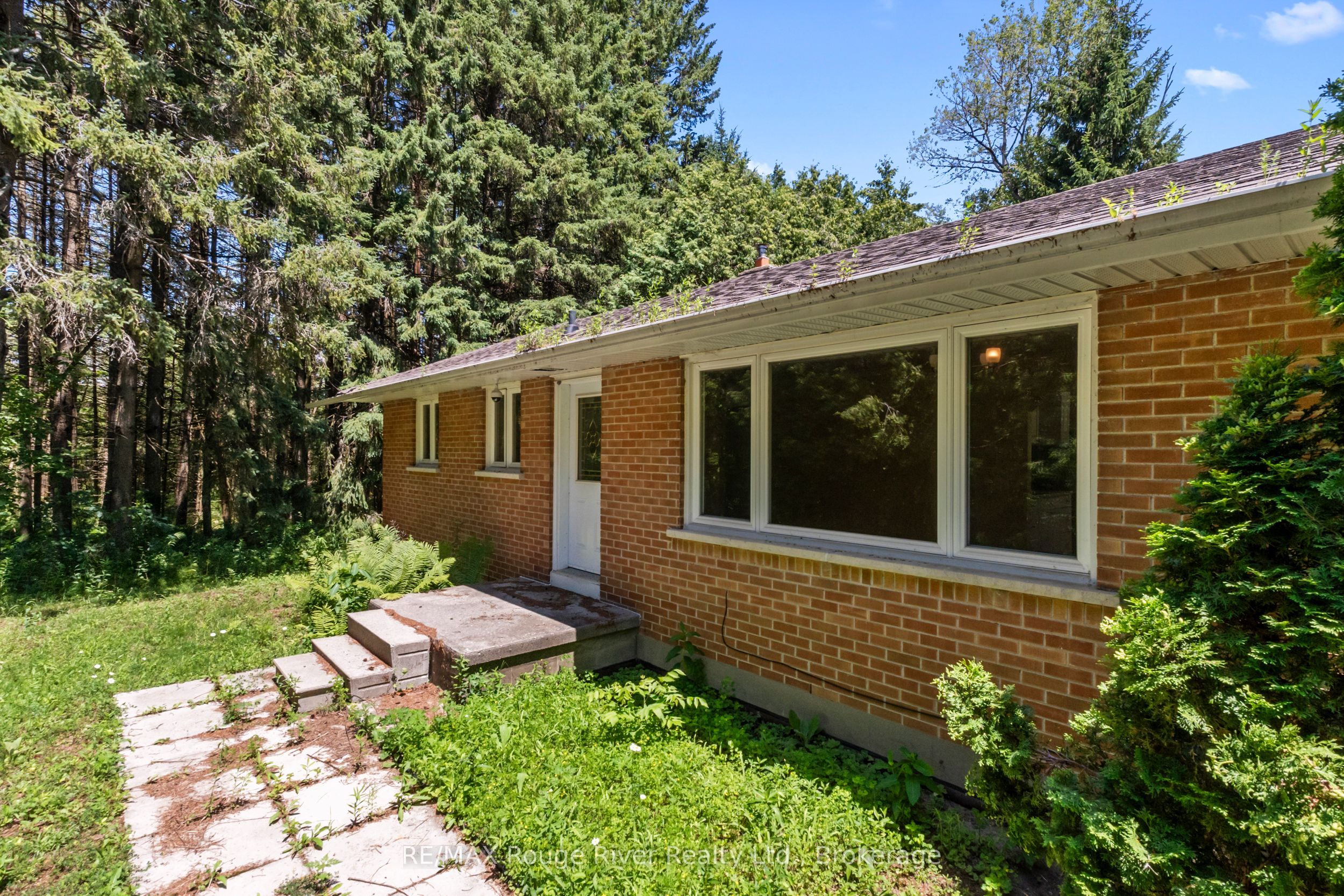 3403 Holt Road, Clarington, ON L1C 6H3 photo 4
