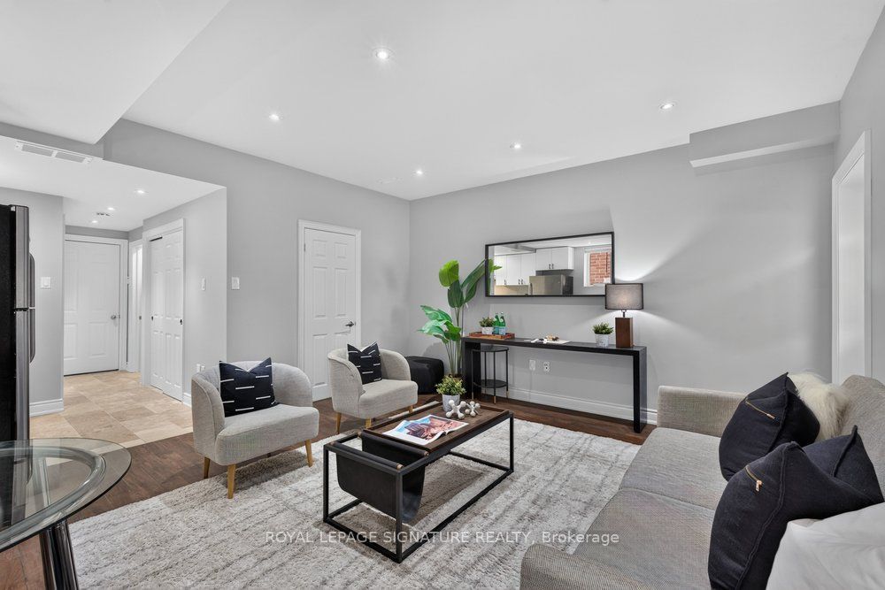 61B Bexhill Avenue Lower, Toronto, ON M1L 3B7 photo 4