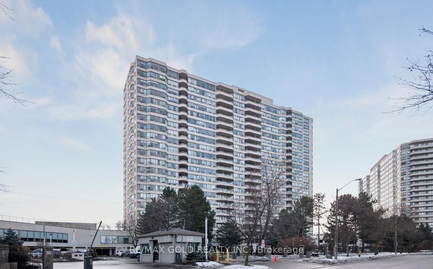 3 Greystone Walk Drive 1923, Toronto, ON M1K 5J4