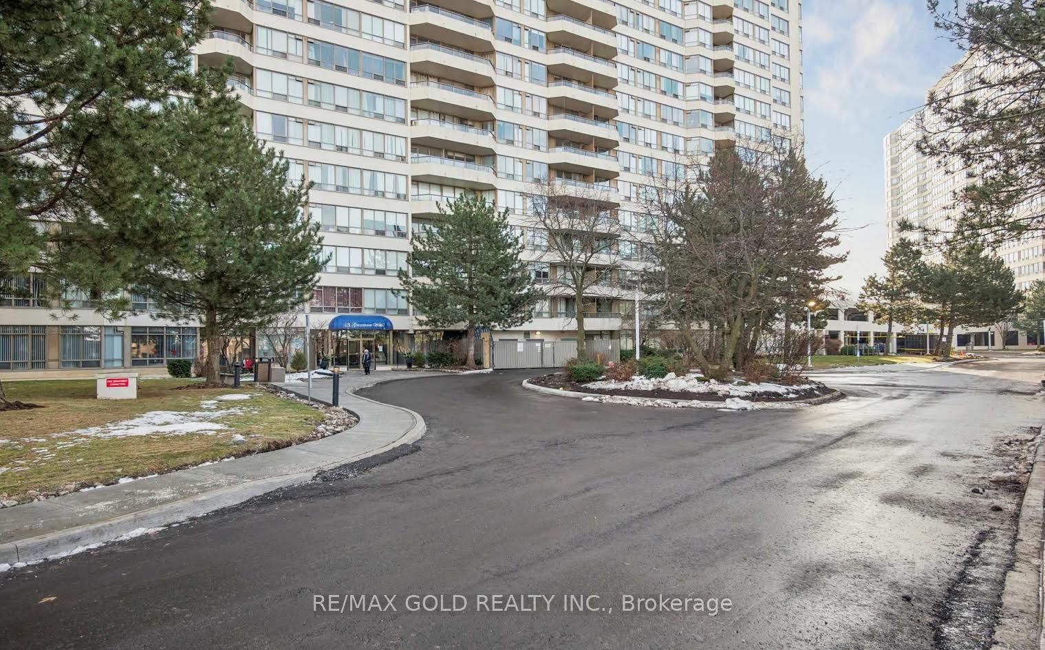 3 Greystone Walk Drive 1923, Toronto, ON M1K 5J4 photo 2