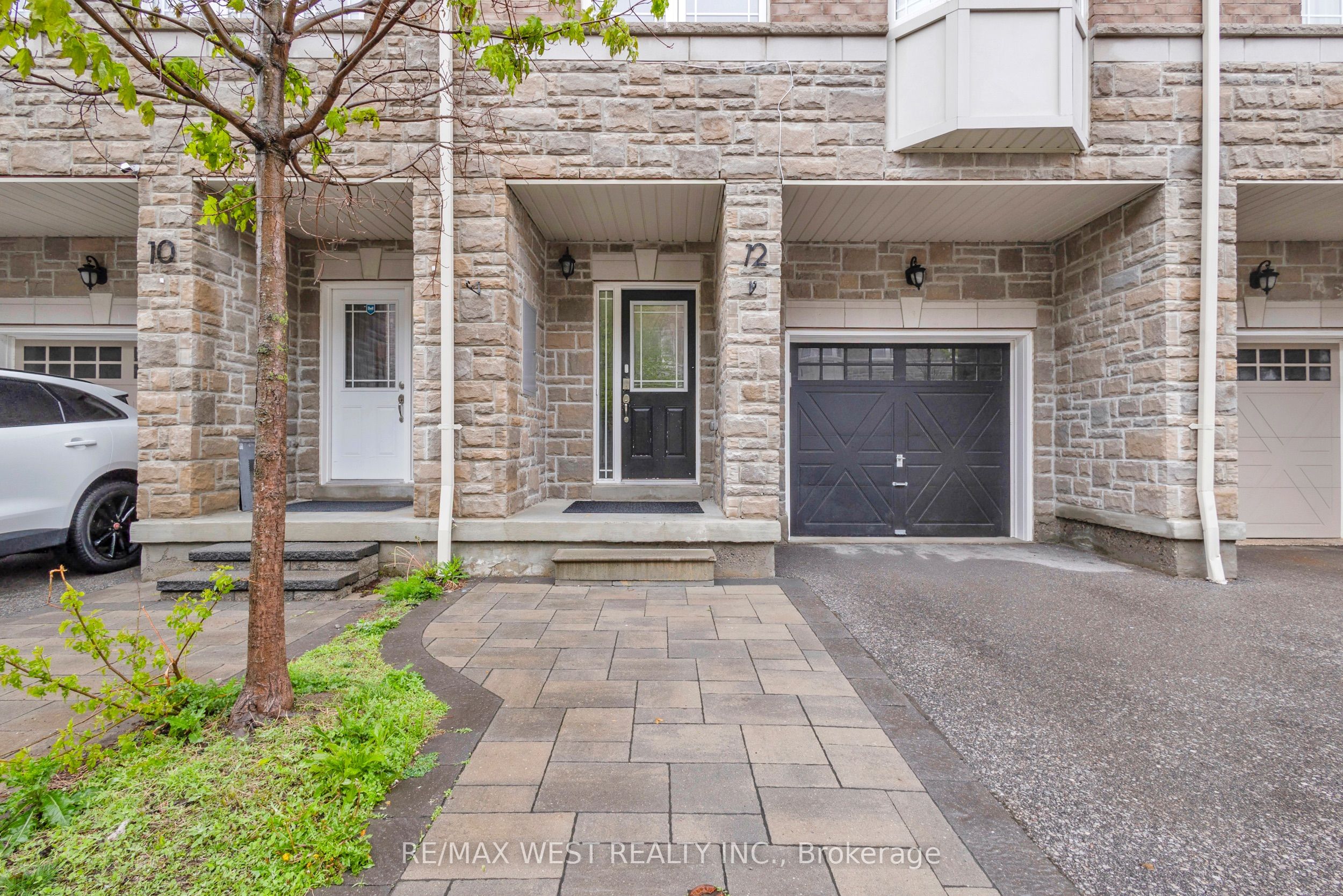 12 Waterstone Way, Whitby, ON L1N 0M3 photo 2