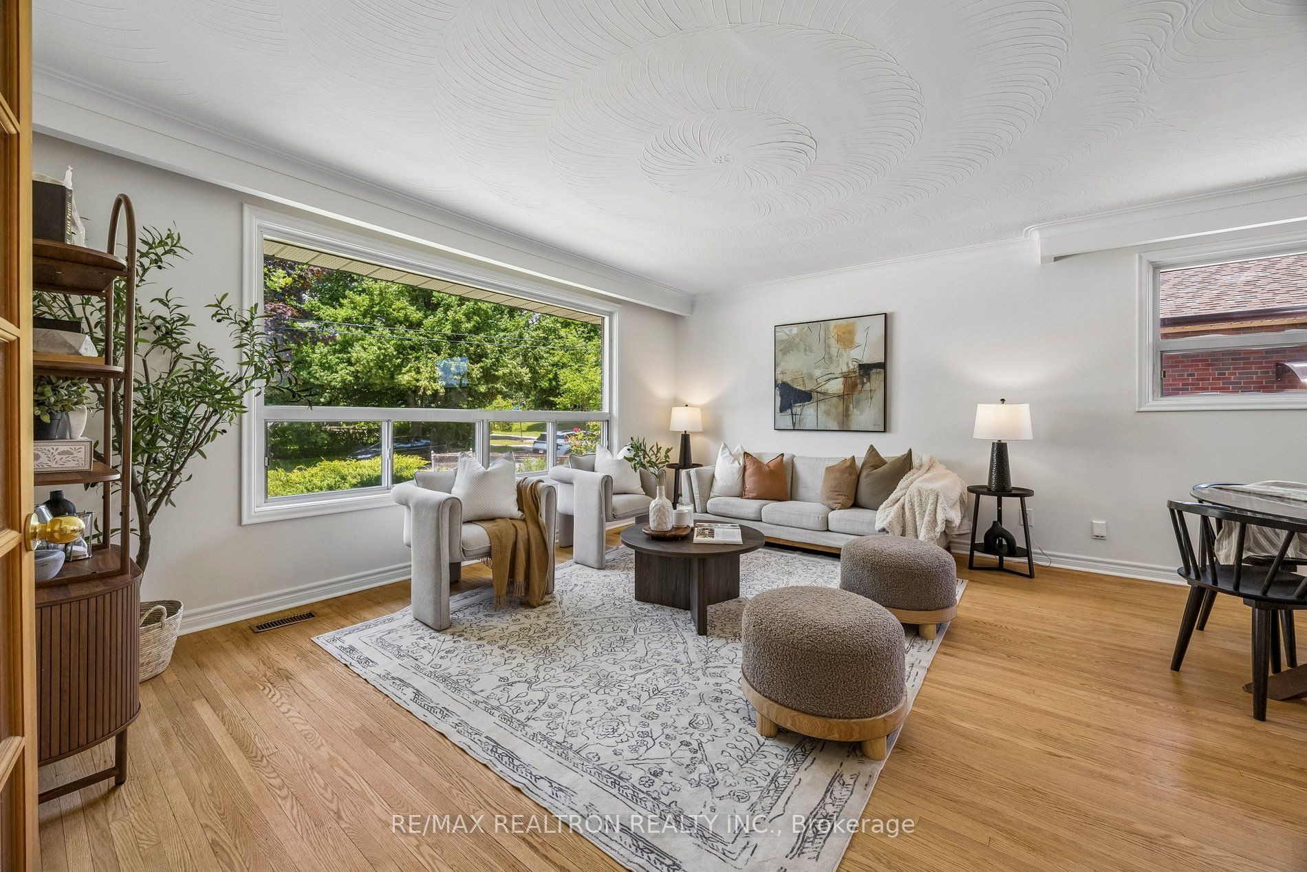 17 Chancellor Drive, Toronto, ON M1G 2W4 photo 3