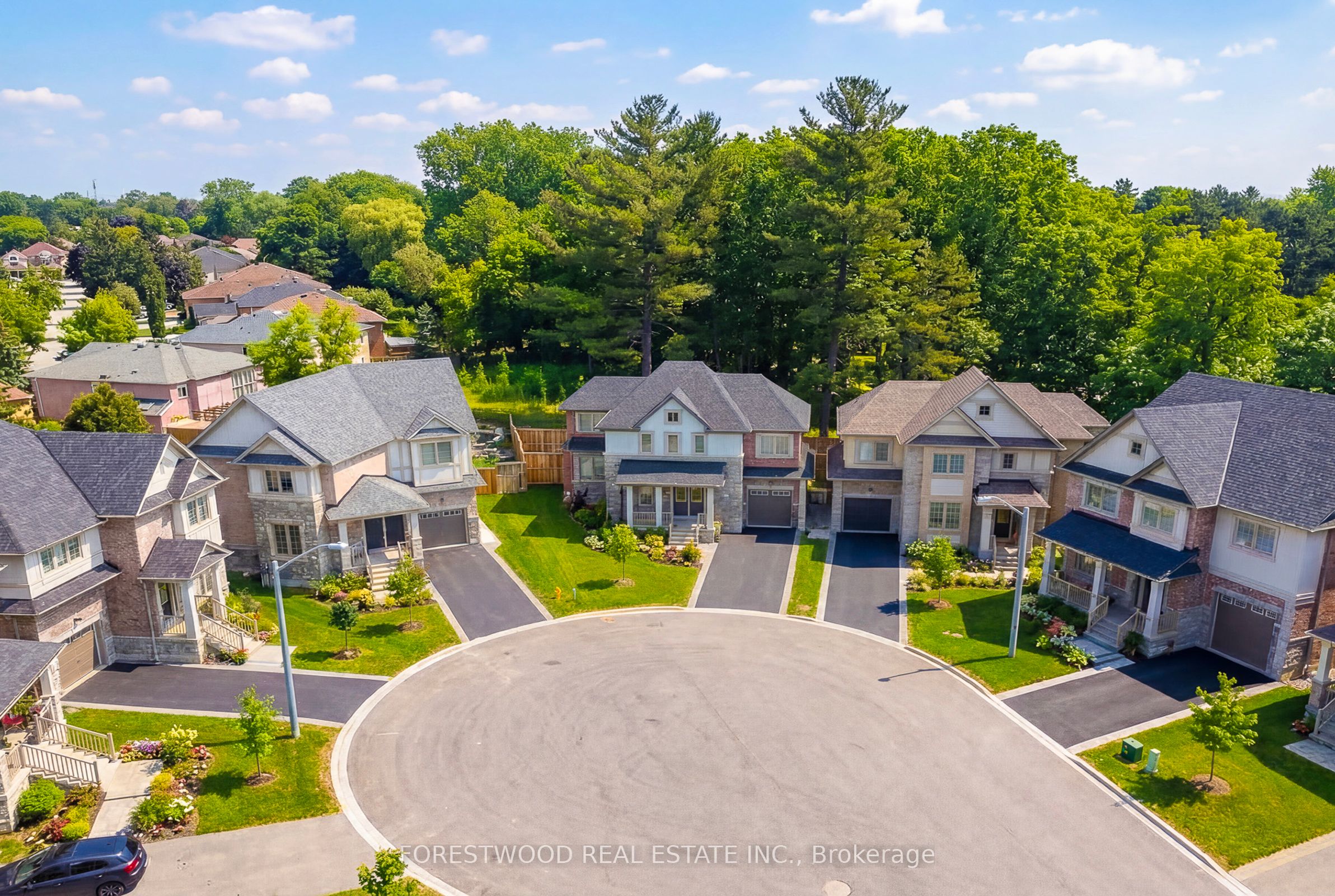17 Deer Creek Court, Toronto, ON M1C 4Z8 photo 3