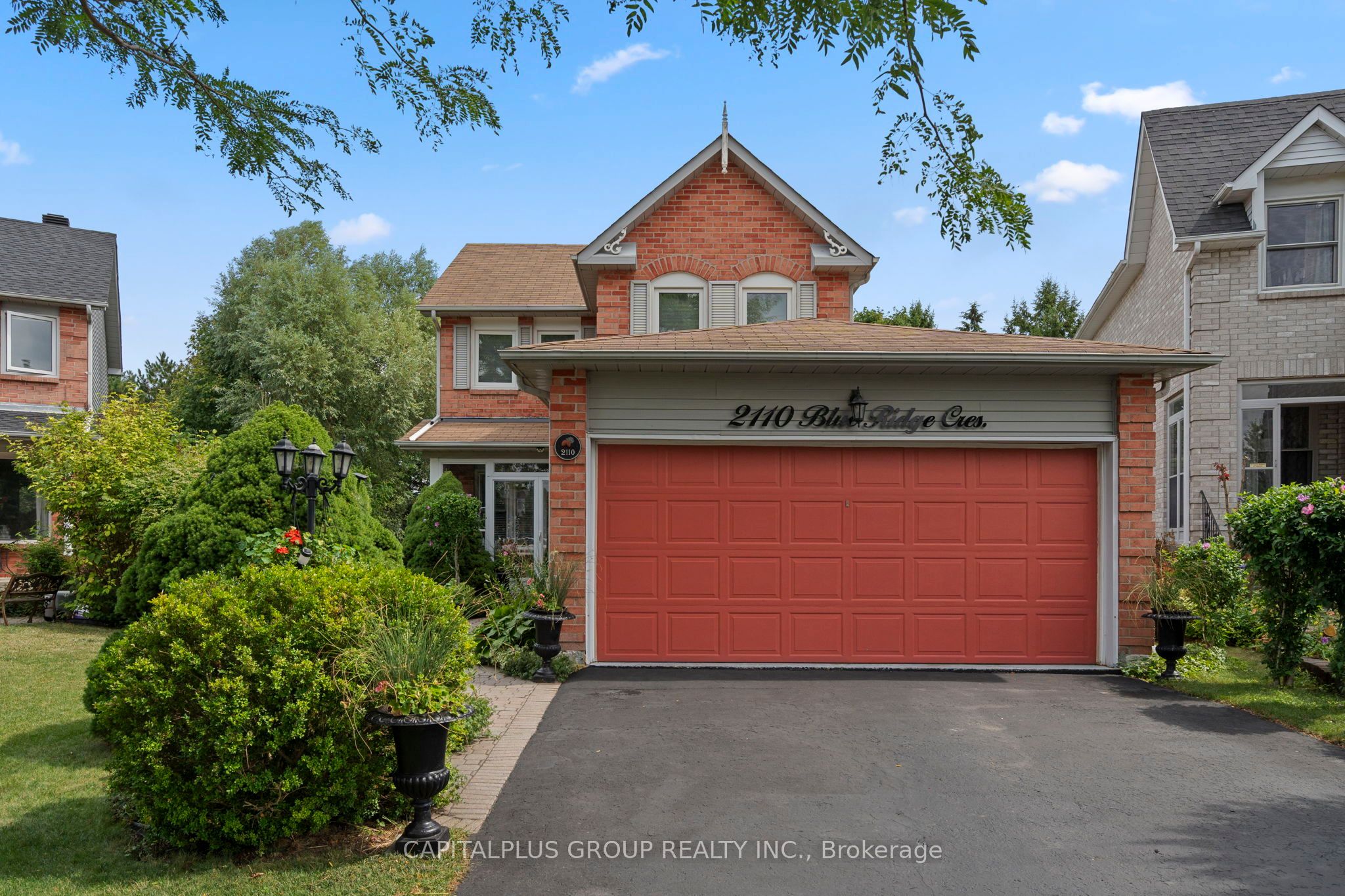 2110 Blue Ridge Crescent, Pickering, ON L1X 2N3