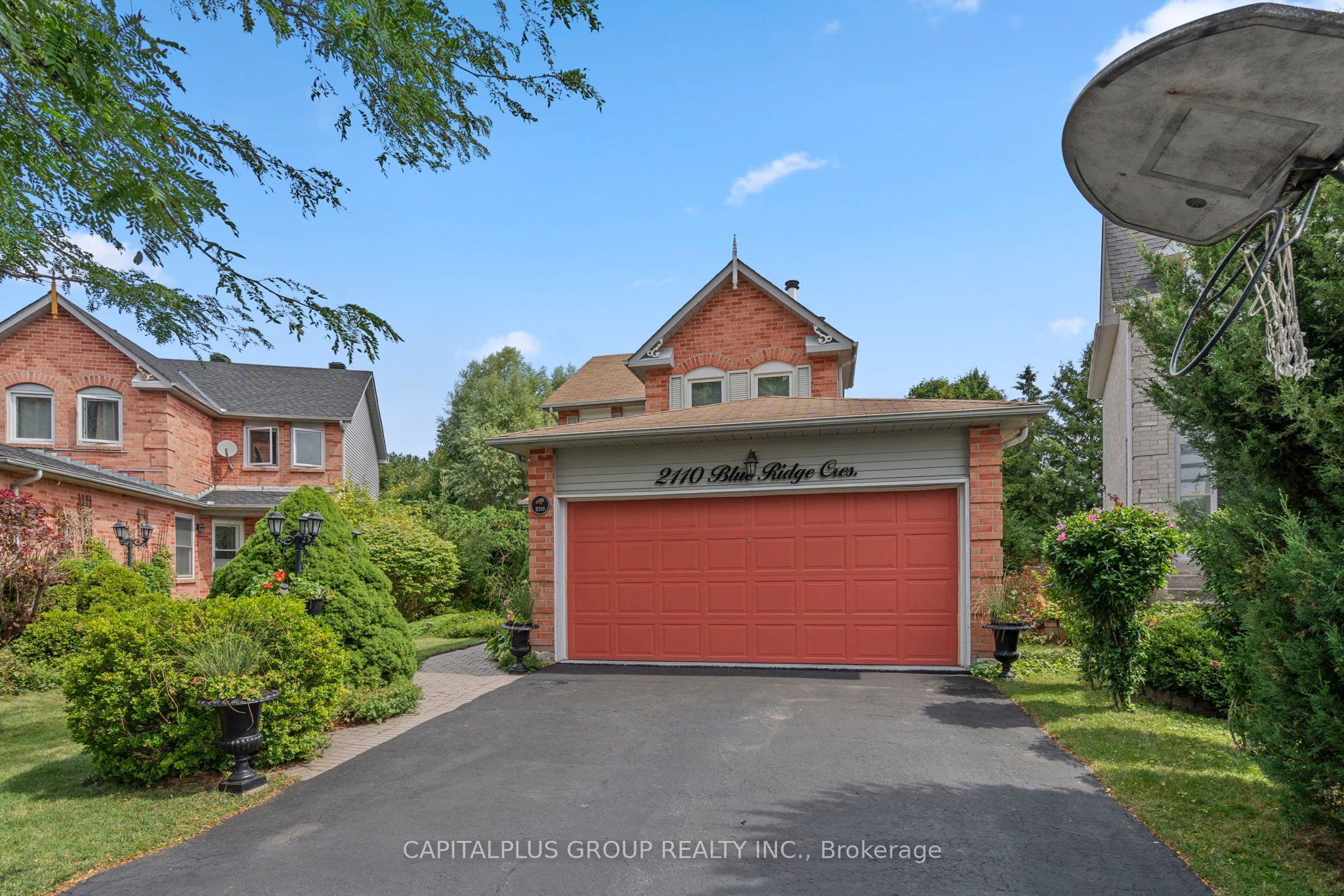 2110 Blue Ridge Crescent, Pickering, ON L1X 2N3 photo 2