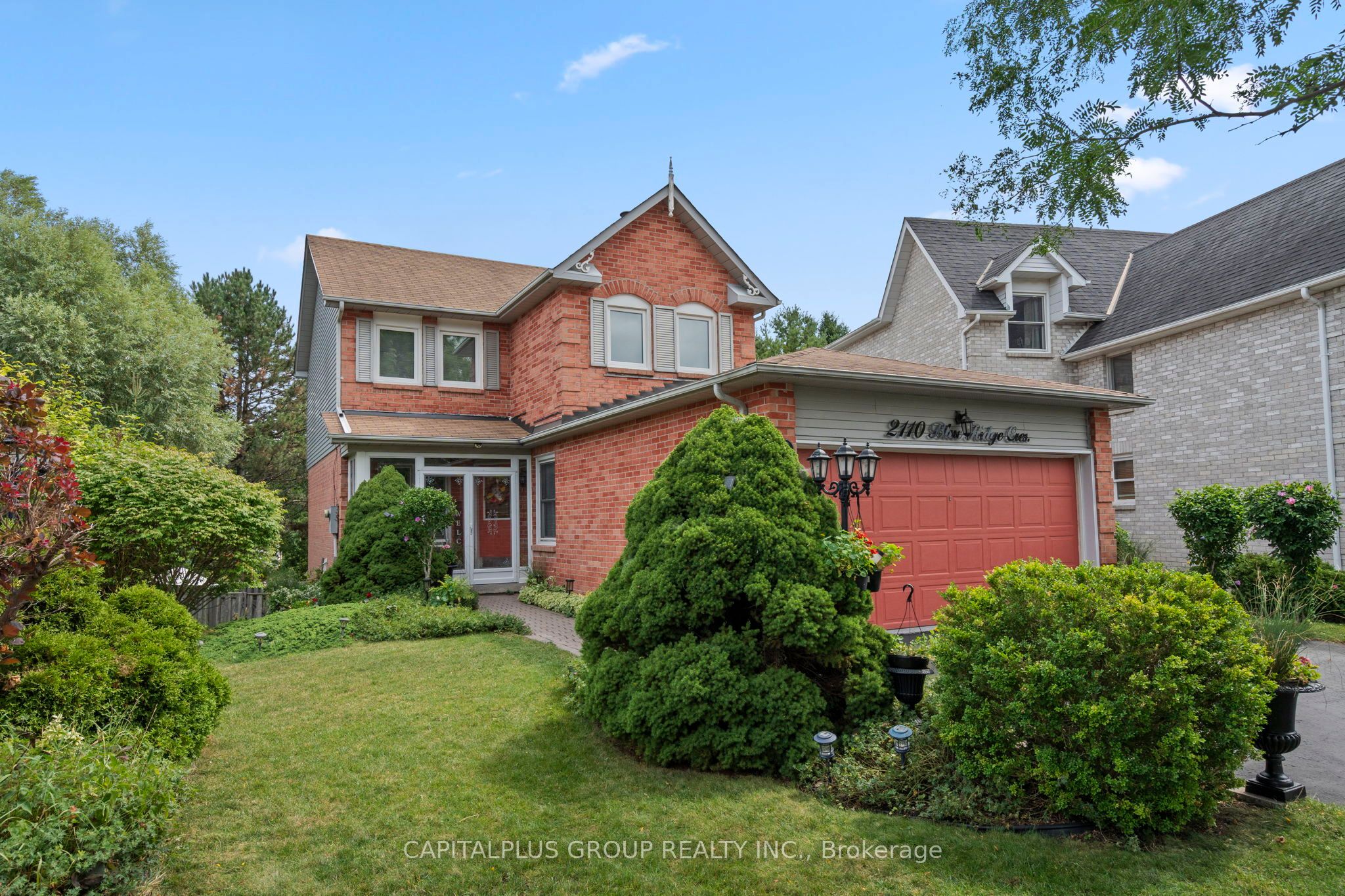 2110 Blue Ridge Crescent, Pickering, ON L1X 2N3 photo 3