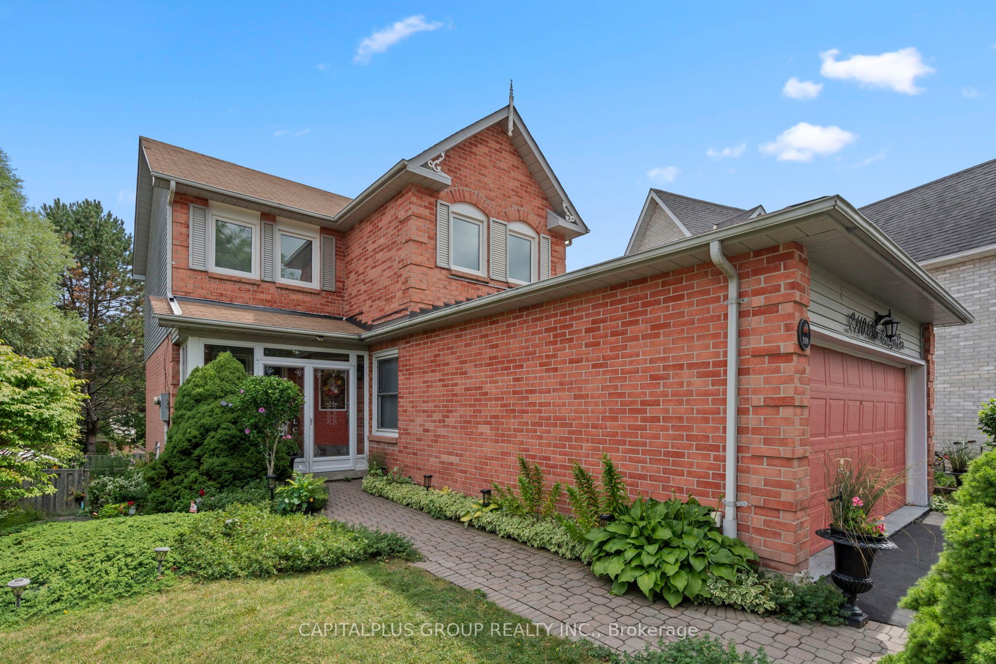 2110 Blue Ridge Crescent, Pickering, ON L1X 2N3 photo 4
