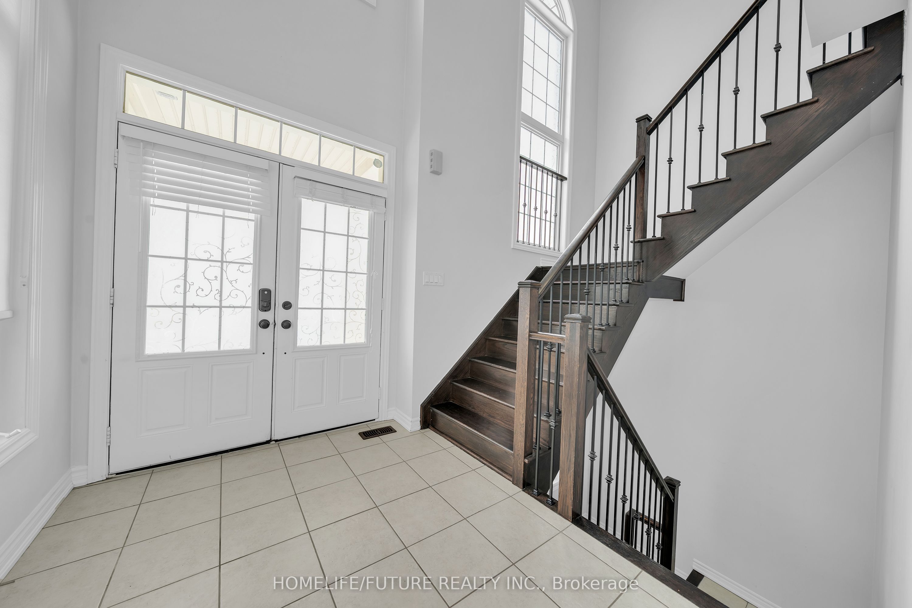 44 Gillett Drive, Ajax, ON L1Z 0N7 photo 3