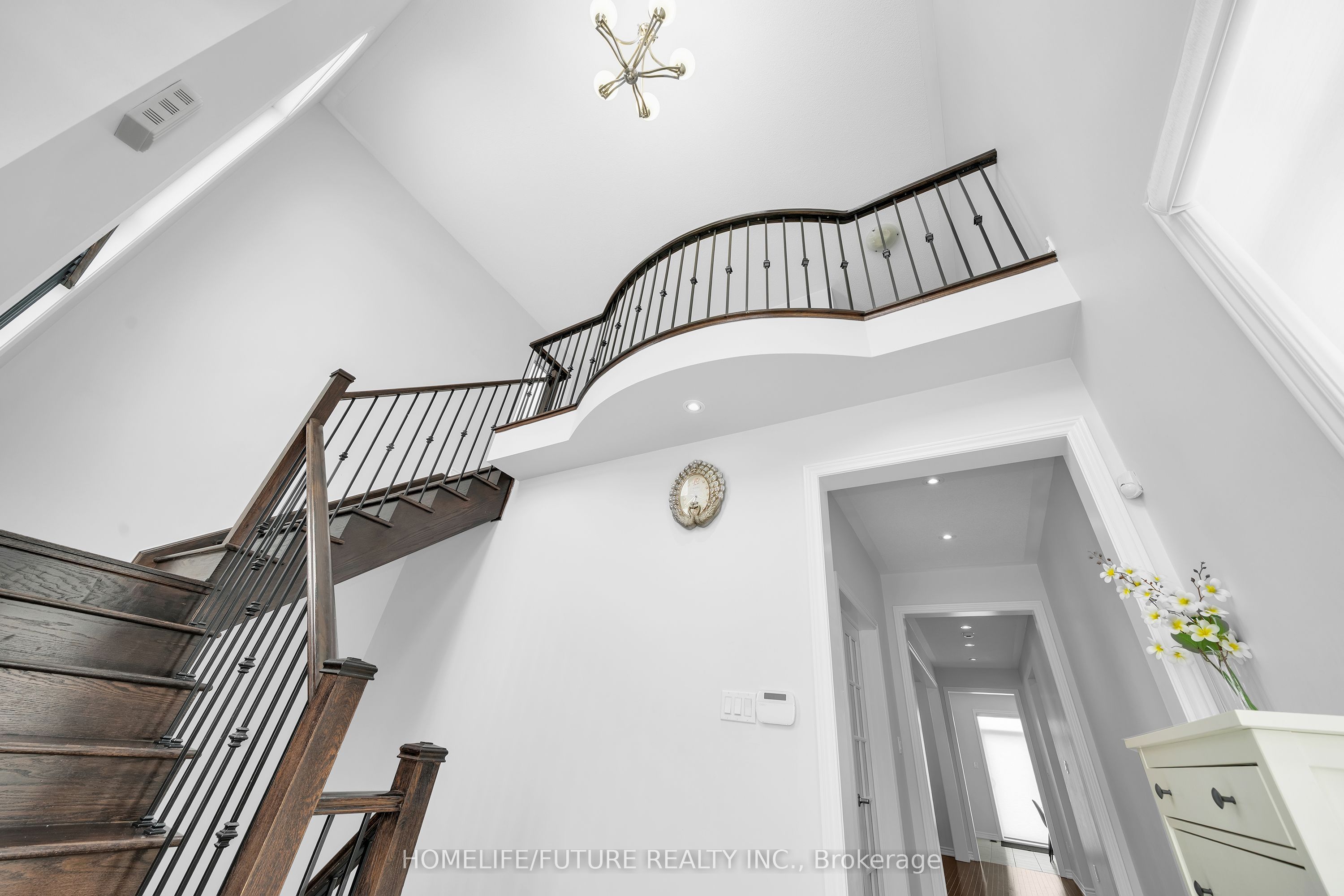 44 Gillett Drive, Ajax, ON L1Z 0N7 photo 4