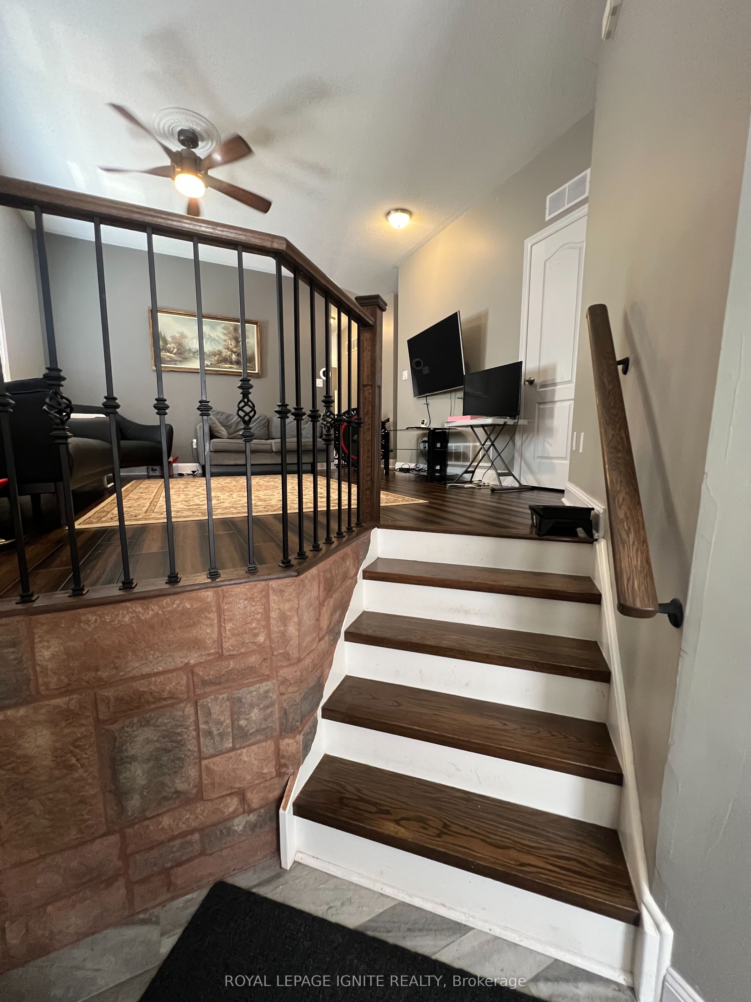 88 Baycliffe Drive, Whitby, ON L1P 1W4 photo 5