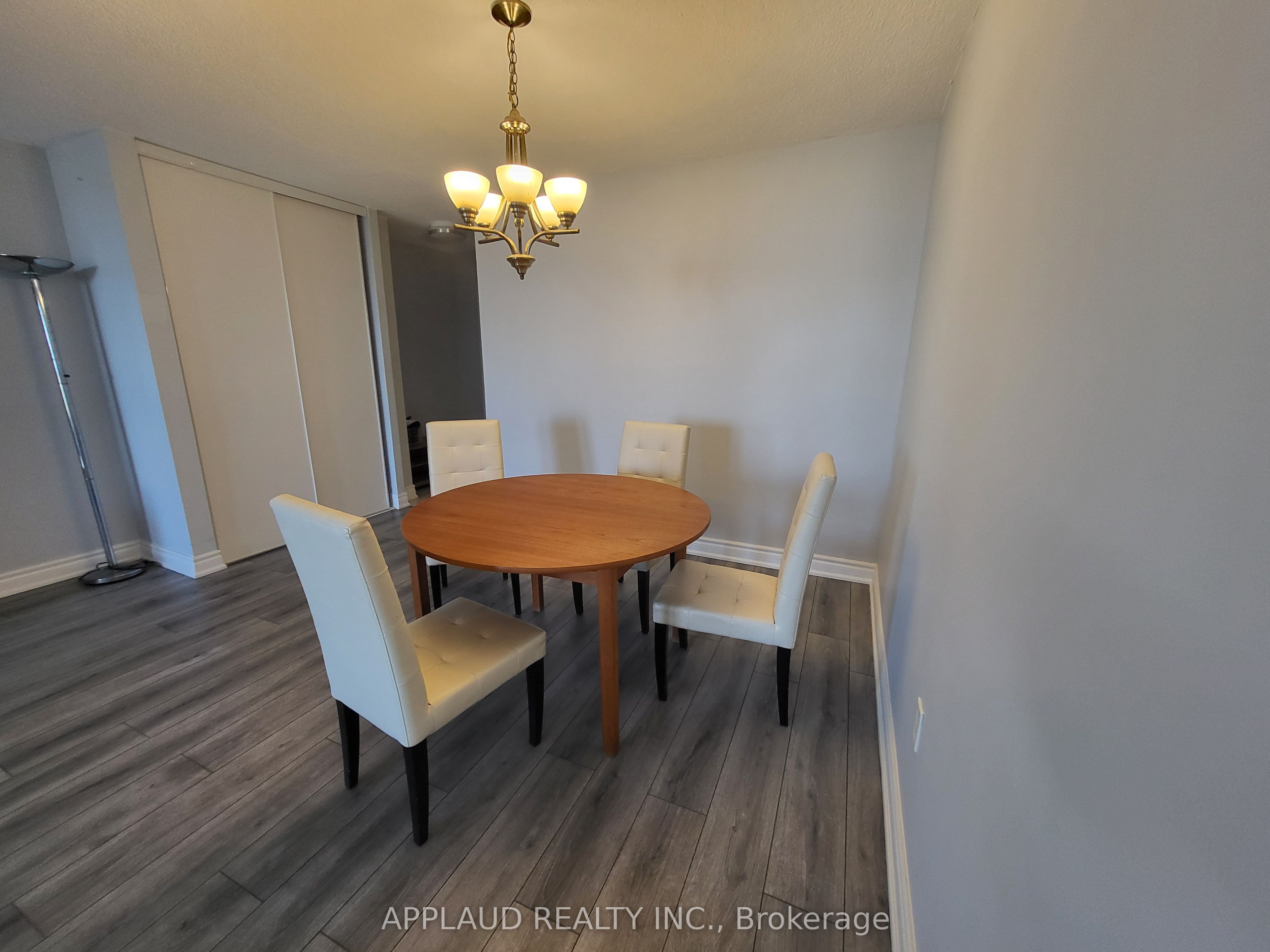2365 Kennedy Road 1810, Toronto, ON M1T 3S6 photo 4