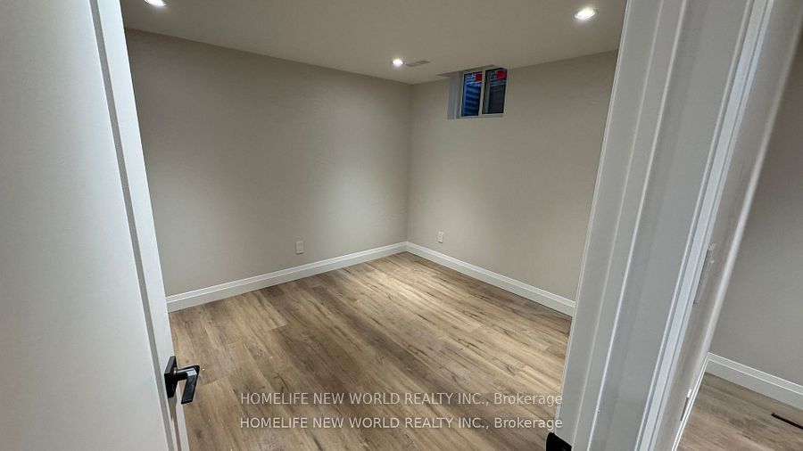 410 Victor Court Basement, Pickering, ON L1W 3J8 photo 5