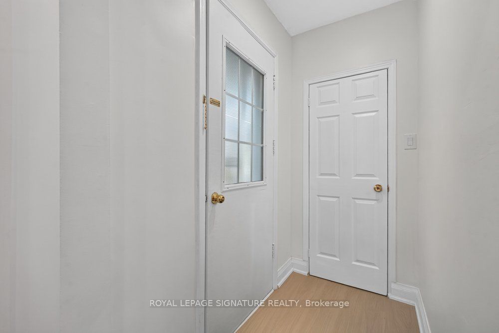 20 Bayard Avenue Main, Toronto, ON M1R 4A3 photo 5