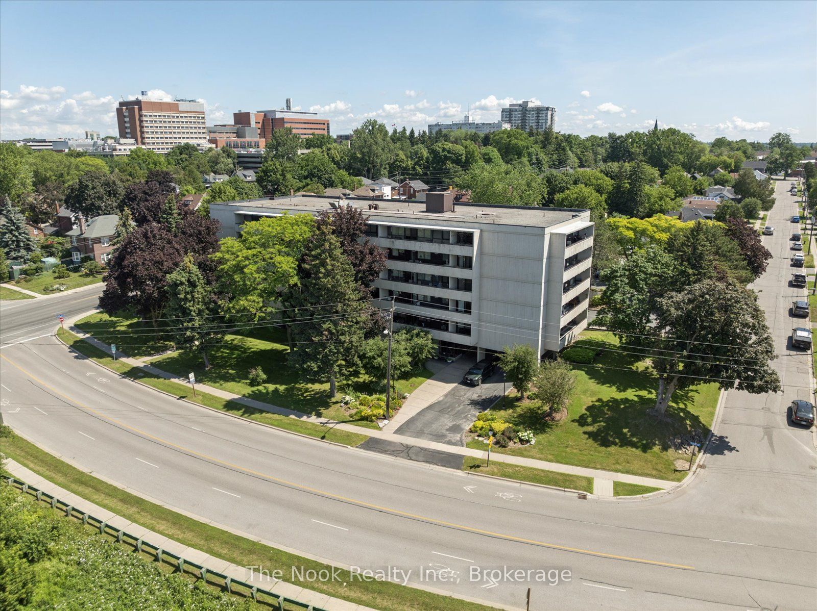 120 Elgin Street W 304, Oshawa, ON L1G 1S7