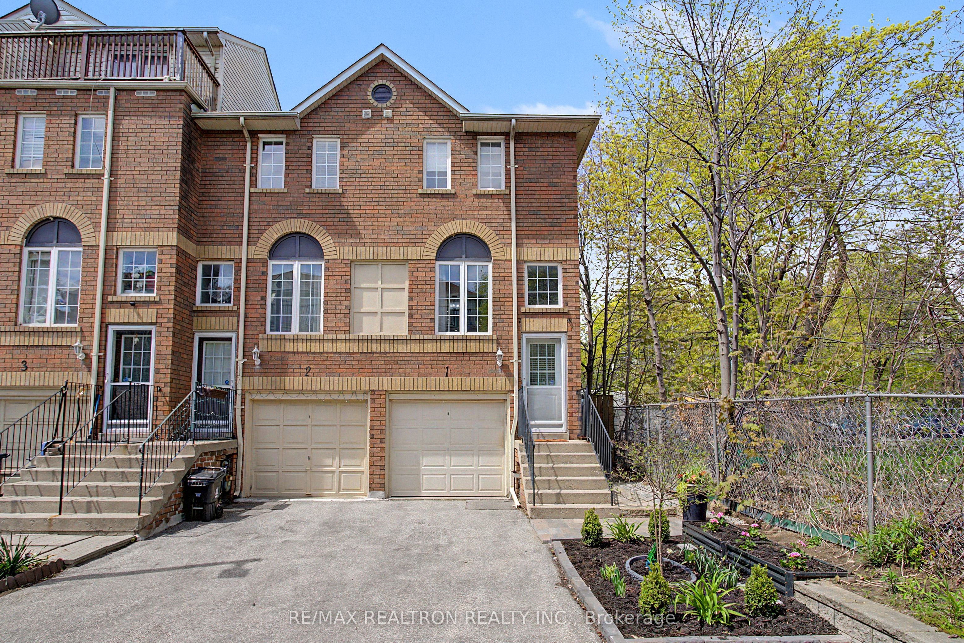 189 Galloway Road 1, Toronto, ON M1E 5H3 photo 2