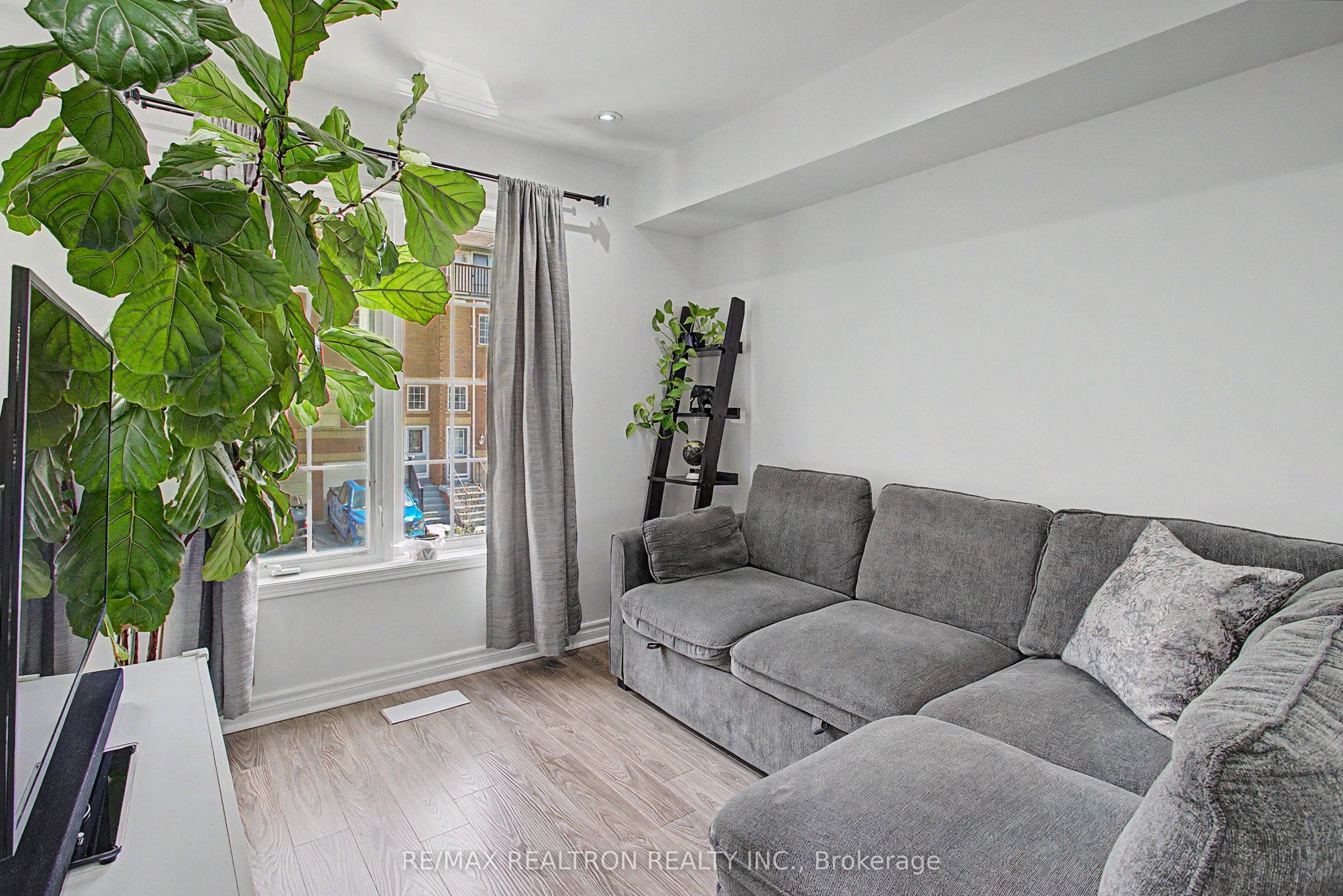 189 Galloway Road 1, Toronto, ON M1E 5H3 photo 5