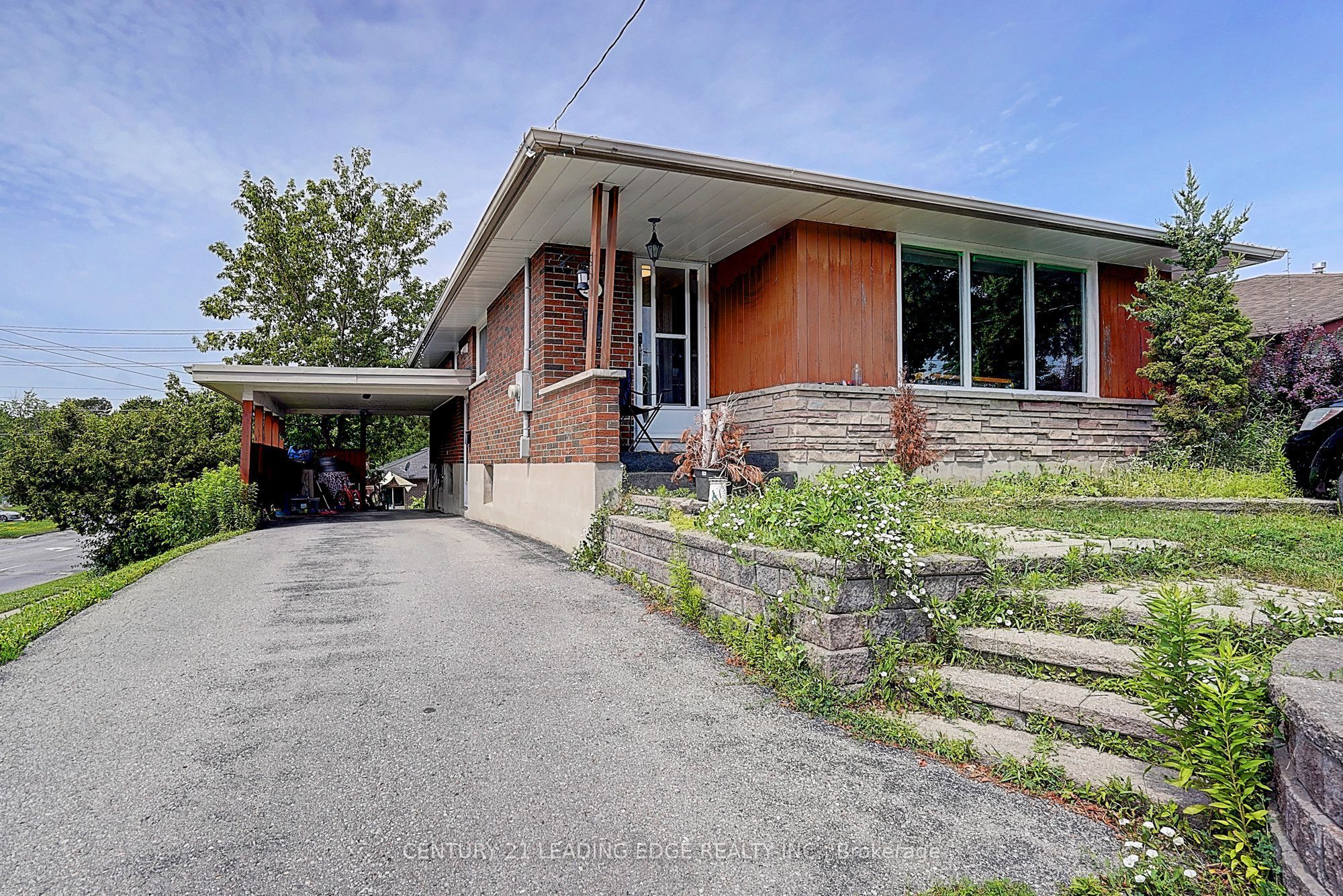 284 DOVER Street, Oshawa, ON L1G 6G6 photo 3