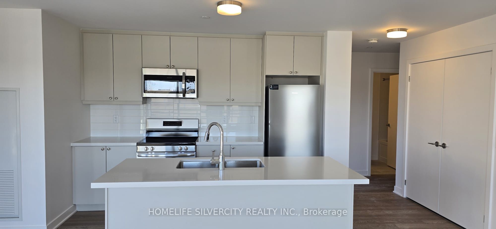 55 Clarington Boulevard 208, Clarington, ON L1C 0A1 photo 3
