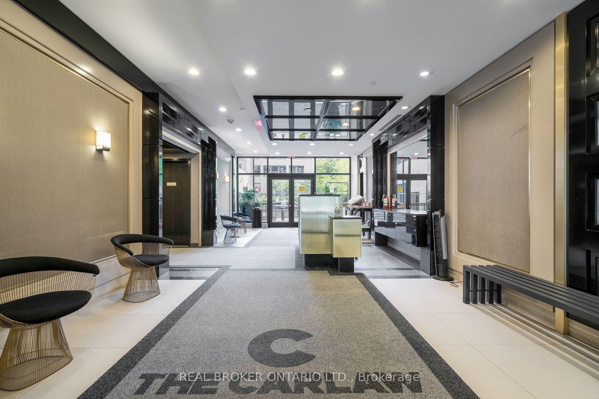 1190 Dundas Street E 322, Toronto, ON M4M 1S3 photo 5
