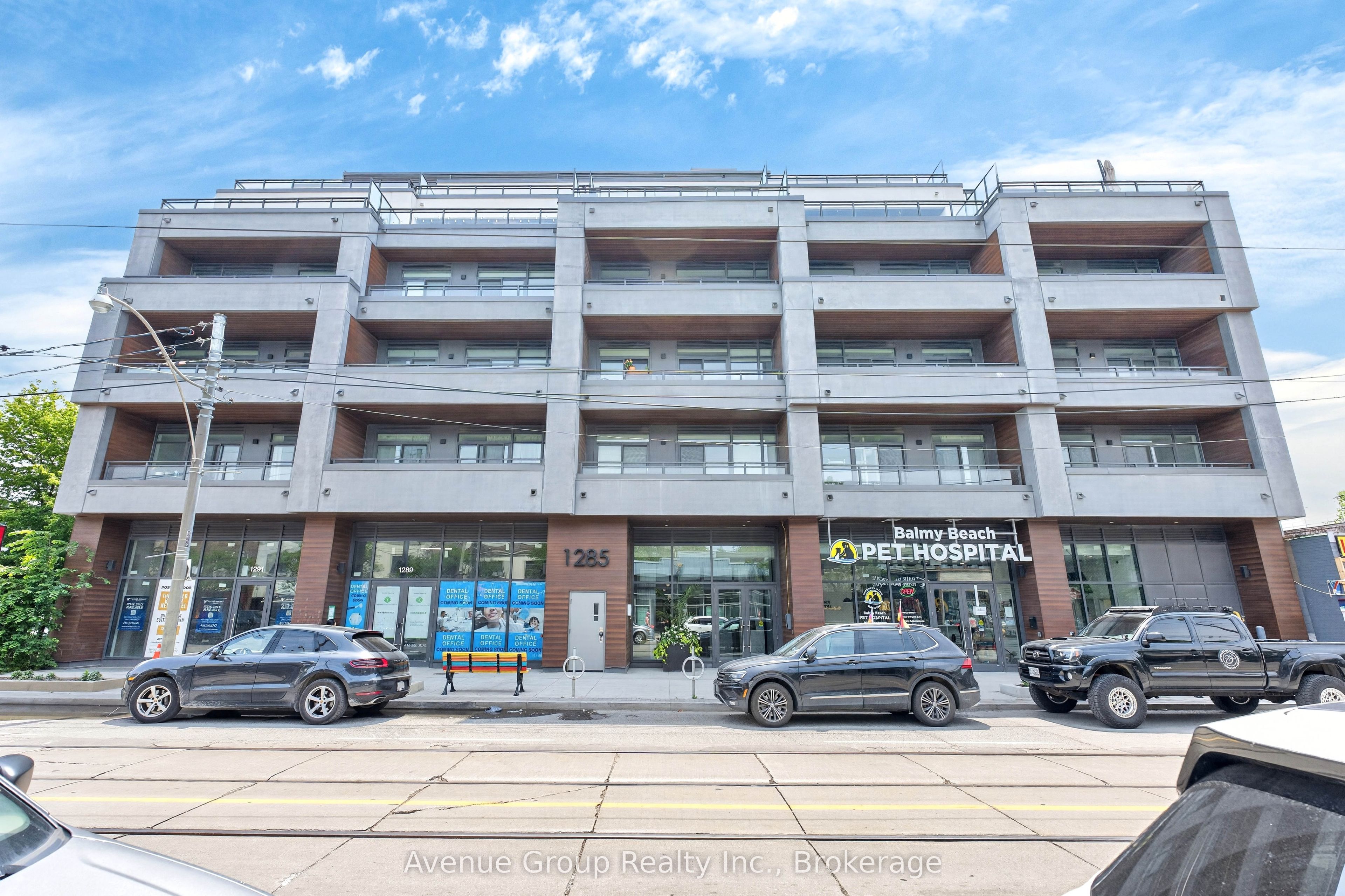 1285 Queen Street E TH58, Toronto, ON M4L 1C2 photo 4