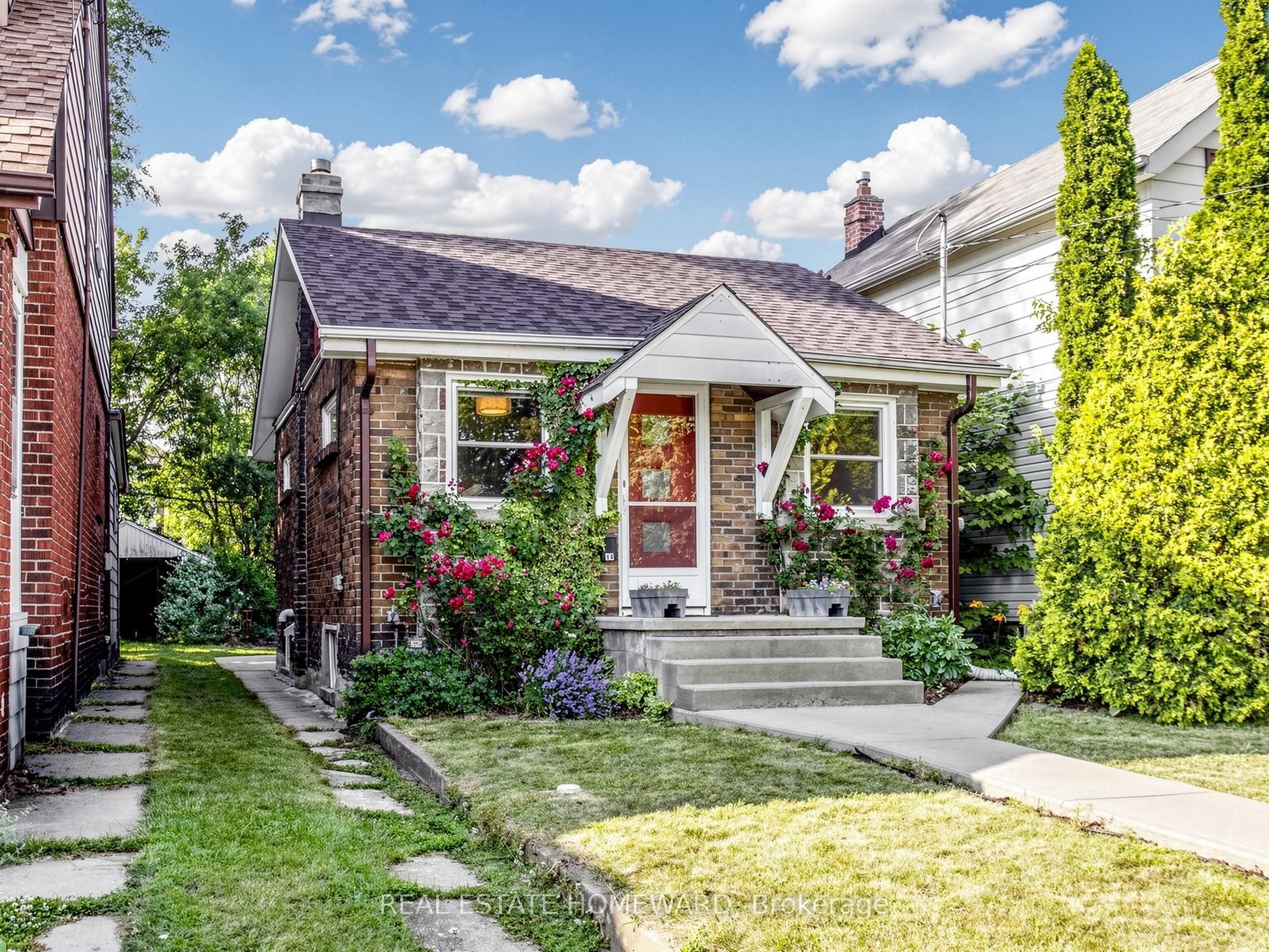 14 Beachdale Avenue, Toronto, ON M1N 1V8 photo 2
