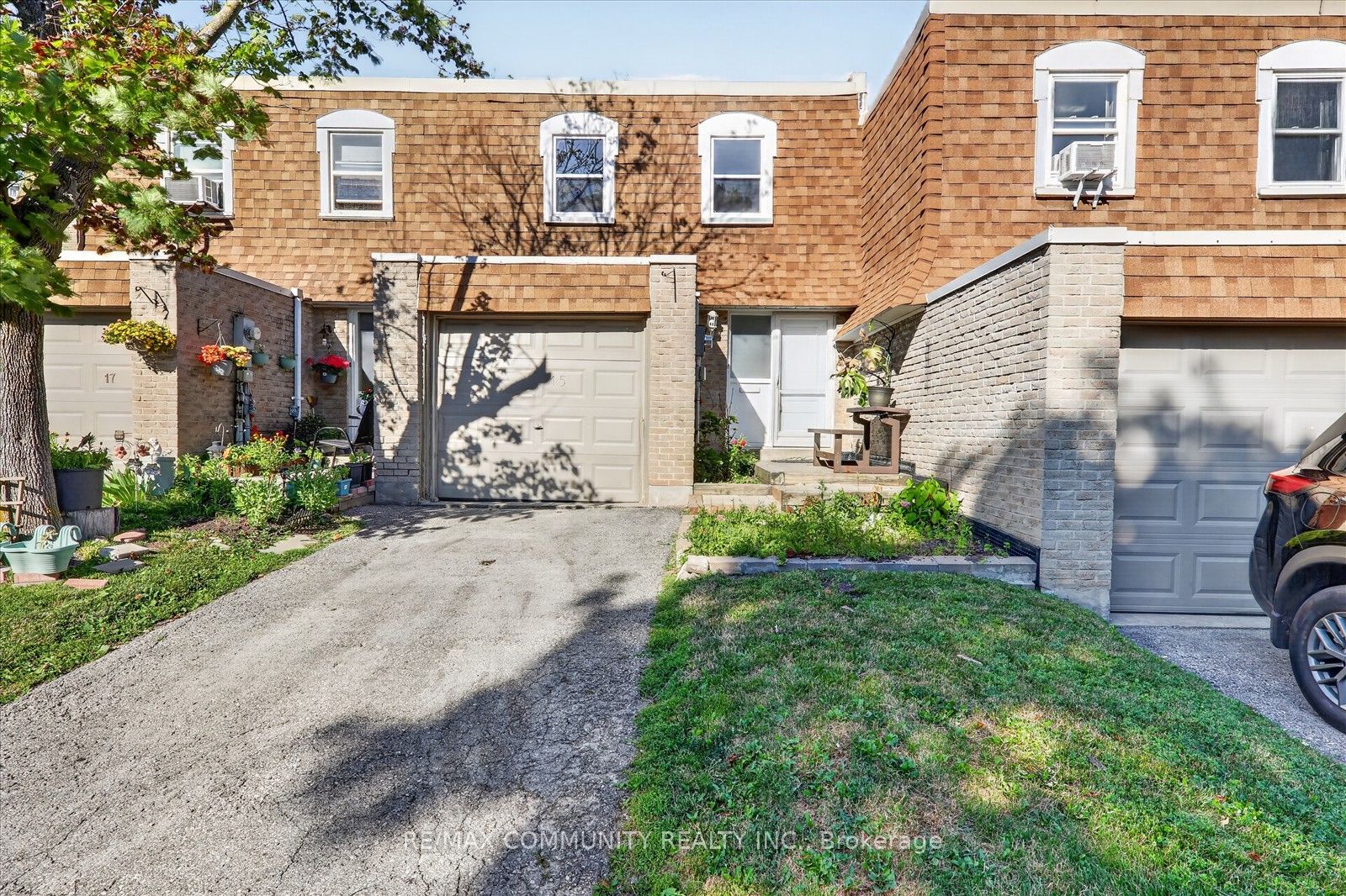 850 Huntingwood Drive 15, Toronto, ON M1T 2L9