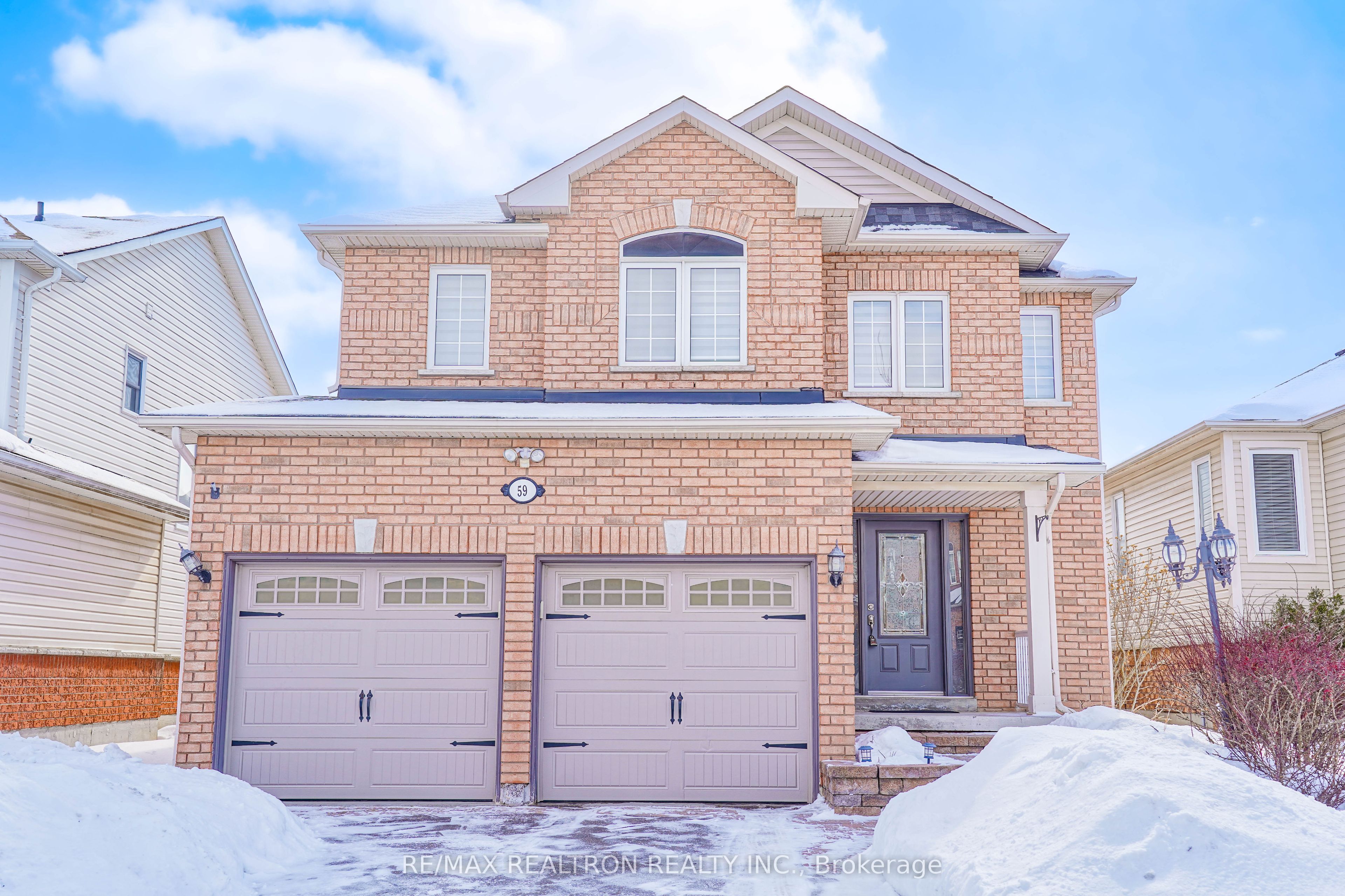 59 Scottsdale Drive, Clarington, ON L1C 5G6 photo 3