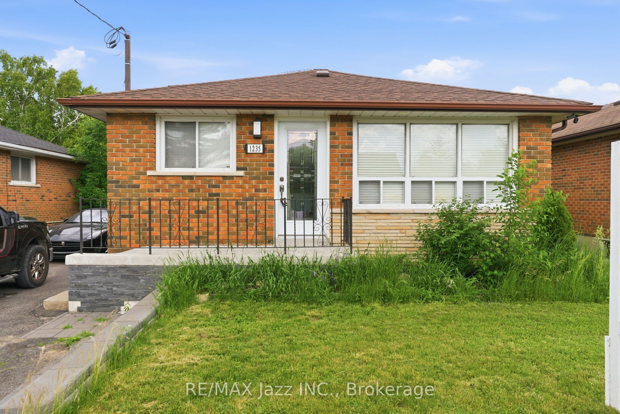1235 Somerville Street LOWER, Oshawa, ON L1G 4L1 photo 2