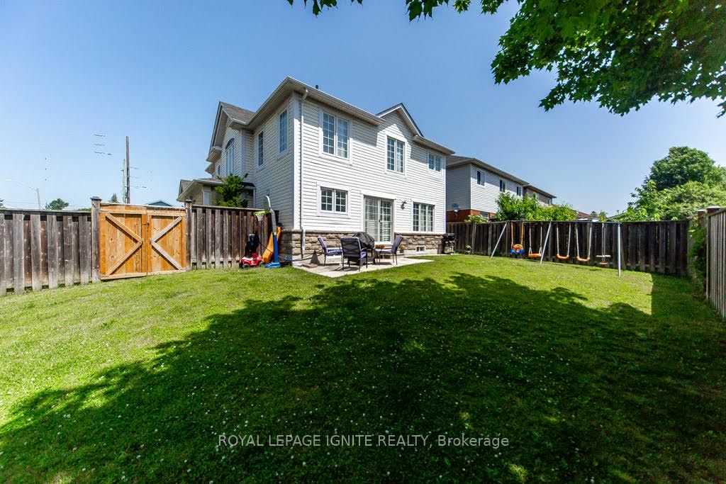 189 Dadson Drive, Clarington, ON L1C 5M7