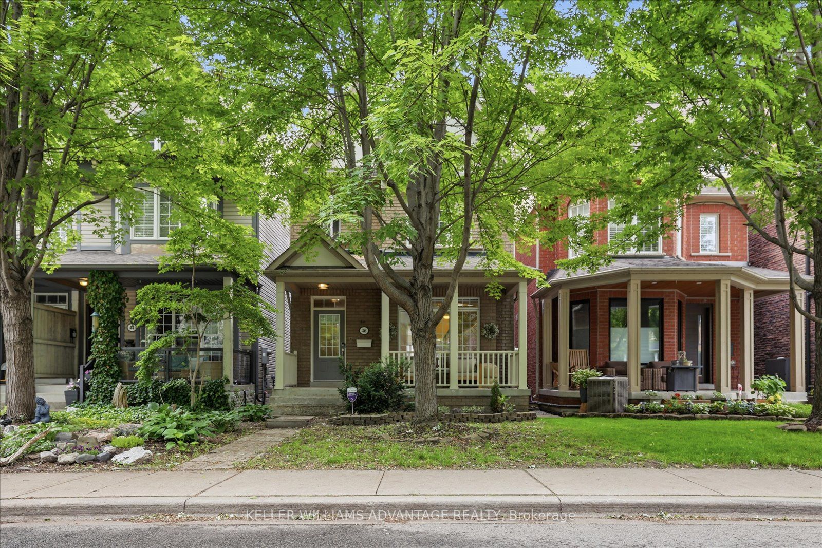 46 Sarah Ashbridge Avenue, Toronto, ON M4L 3Y9