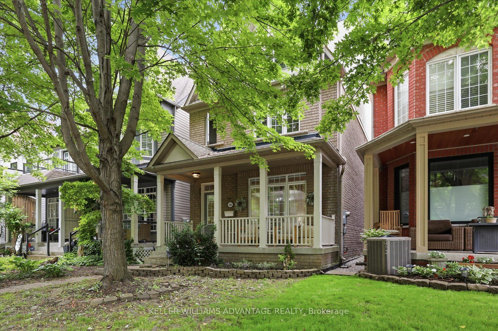 46 Sarah Ashbridge Avenue, Toronto, ON M4L 3Y9 photo 3