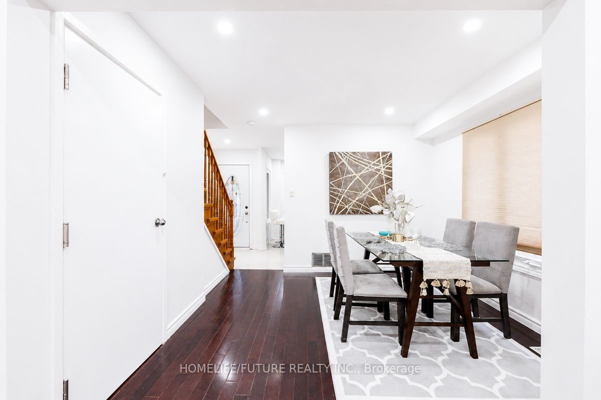42 Marsdale Crescent, Toronto, ON M1X 1G6 photo 4