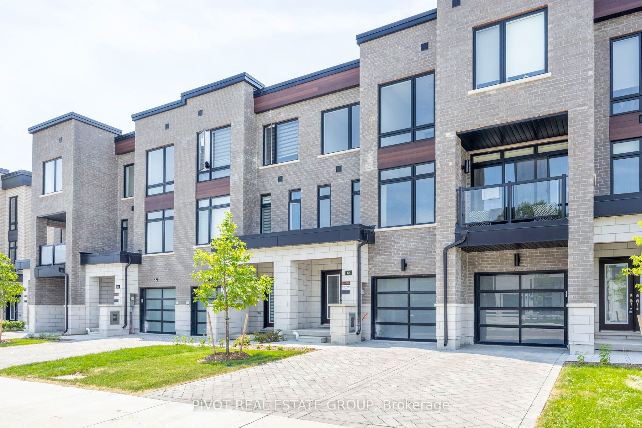 64 Danielle Moore Circle, Toronto, ON M1P 0G9 photo 4