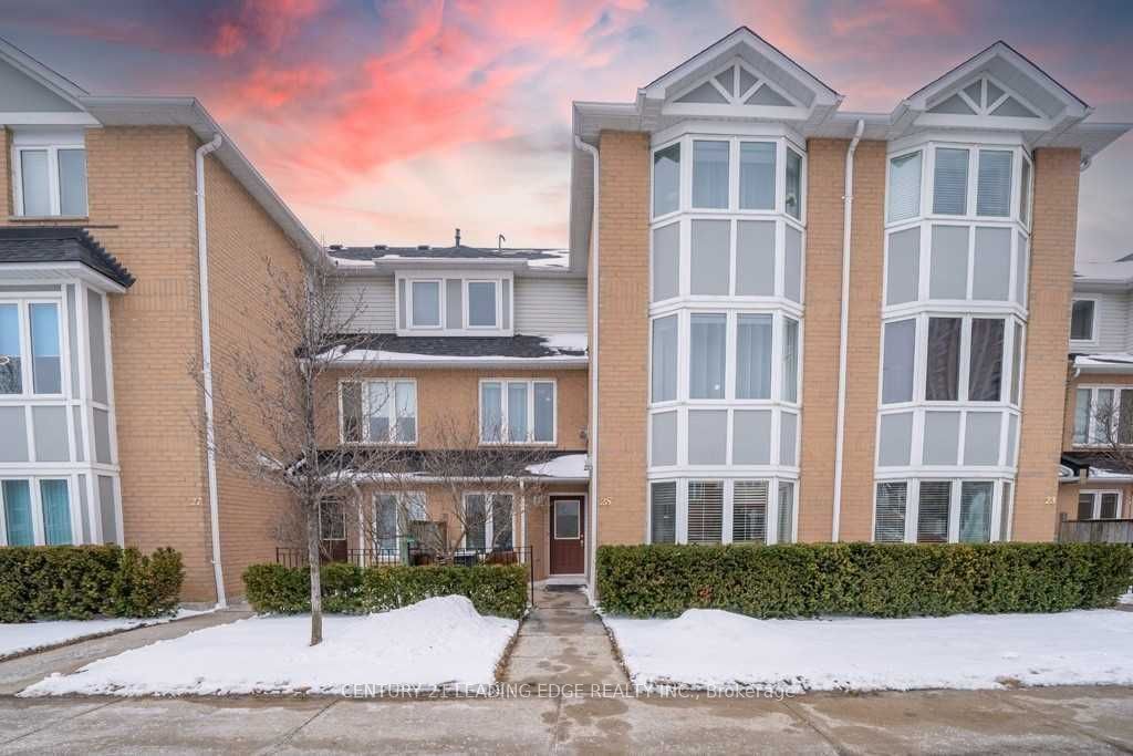 25 Mondeo Drive, Toronto, ON M1P 5B6