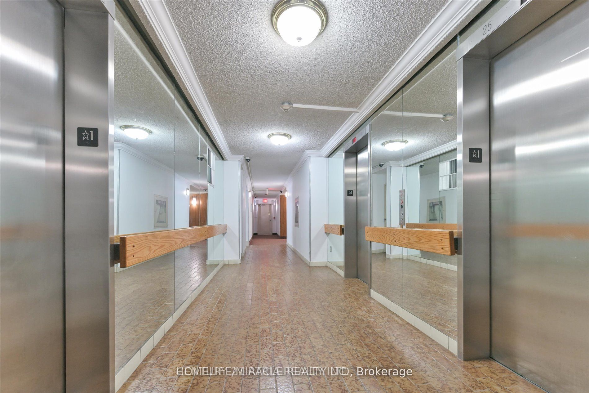 25 Silver Springs Boulevard 607, Toronto, ON M1V 1M9 photo 2